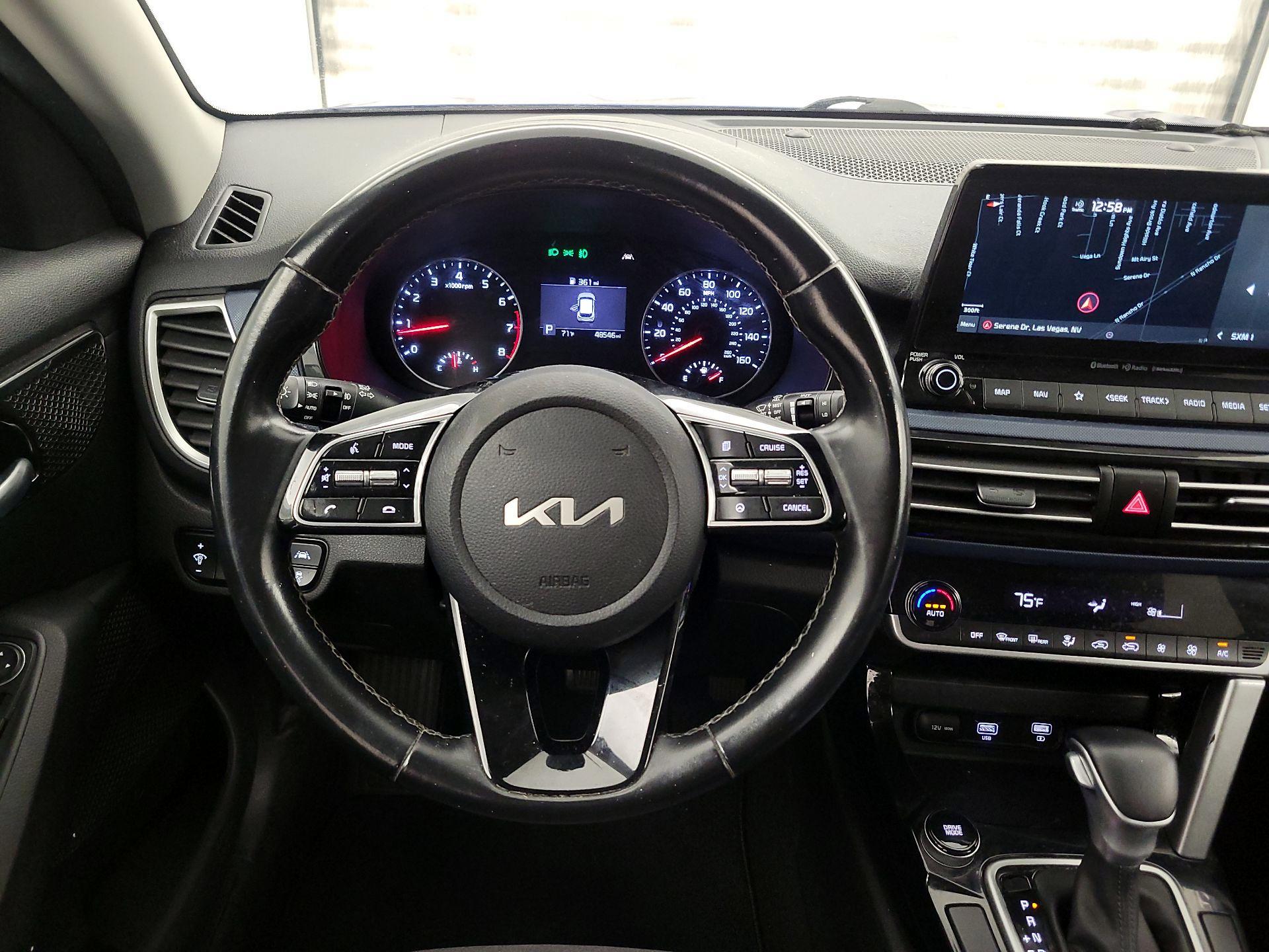 Thumbnail: 2022 Kia Seltos - 10