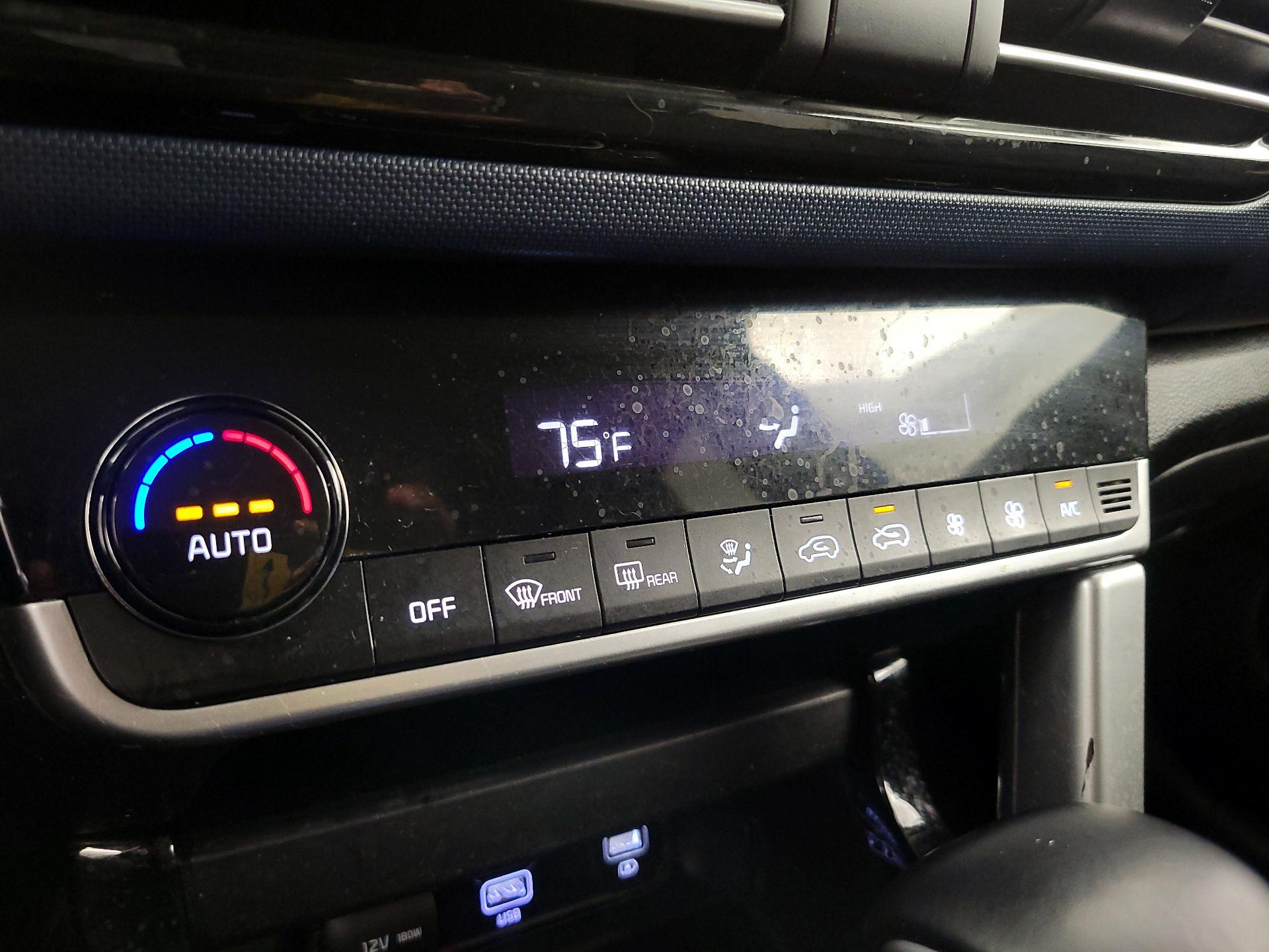 Thumbnail: 2022 Kia Seltos - 17