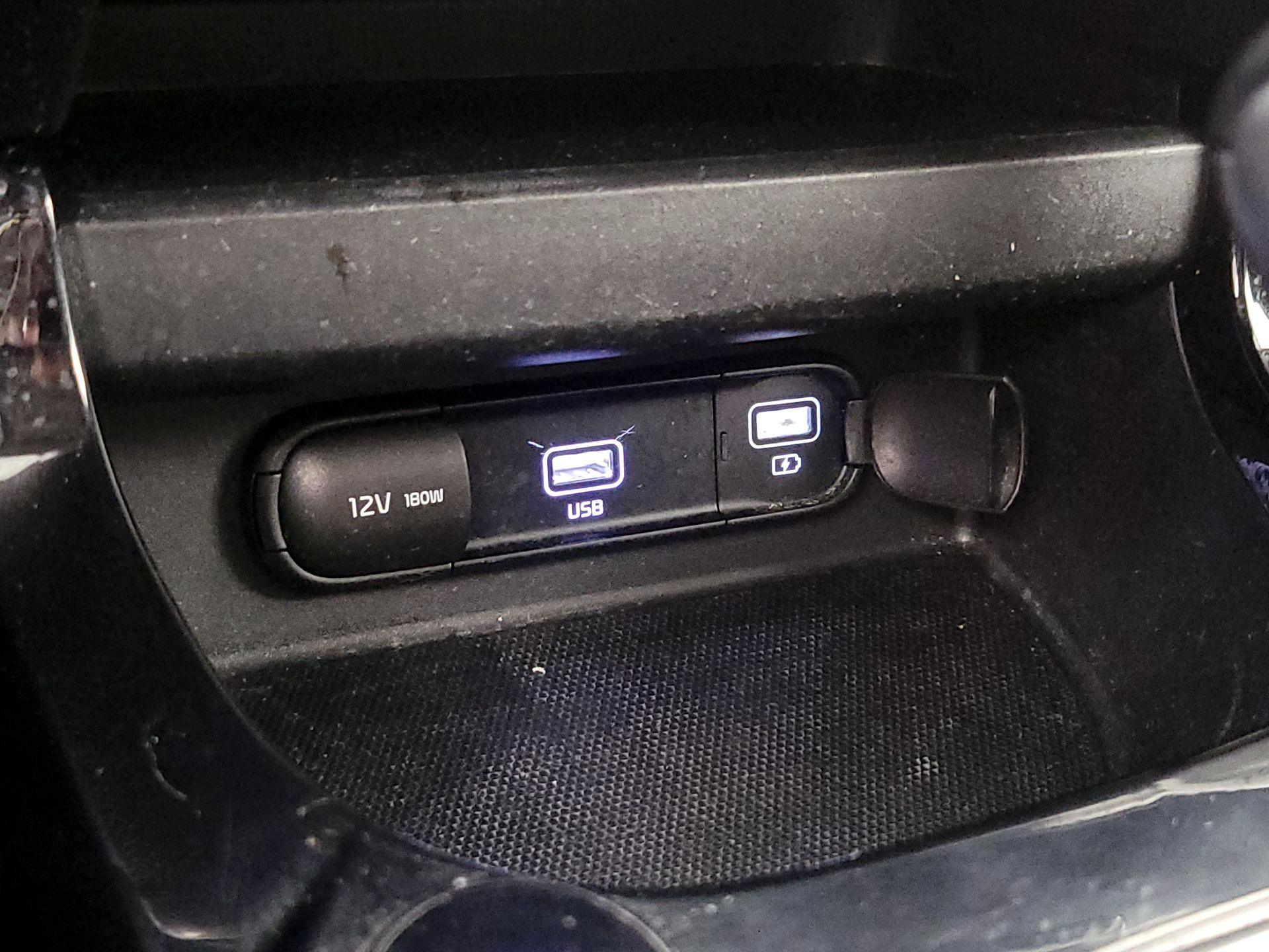 Thumbnail: 2022 Kia Seltos - 19