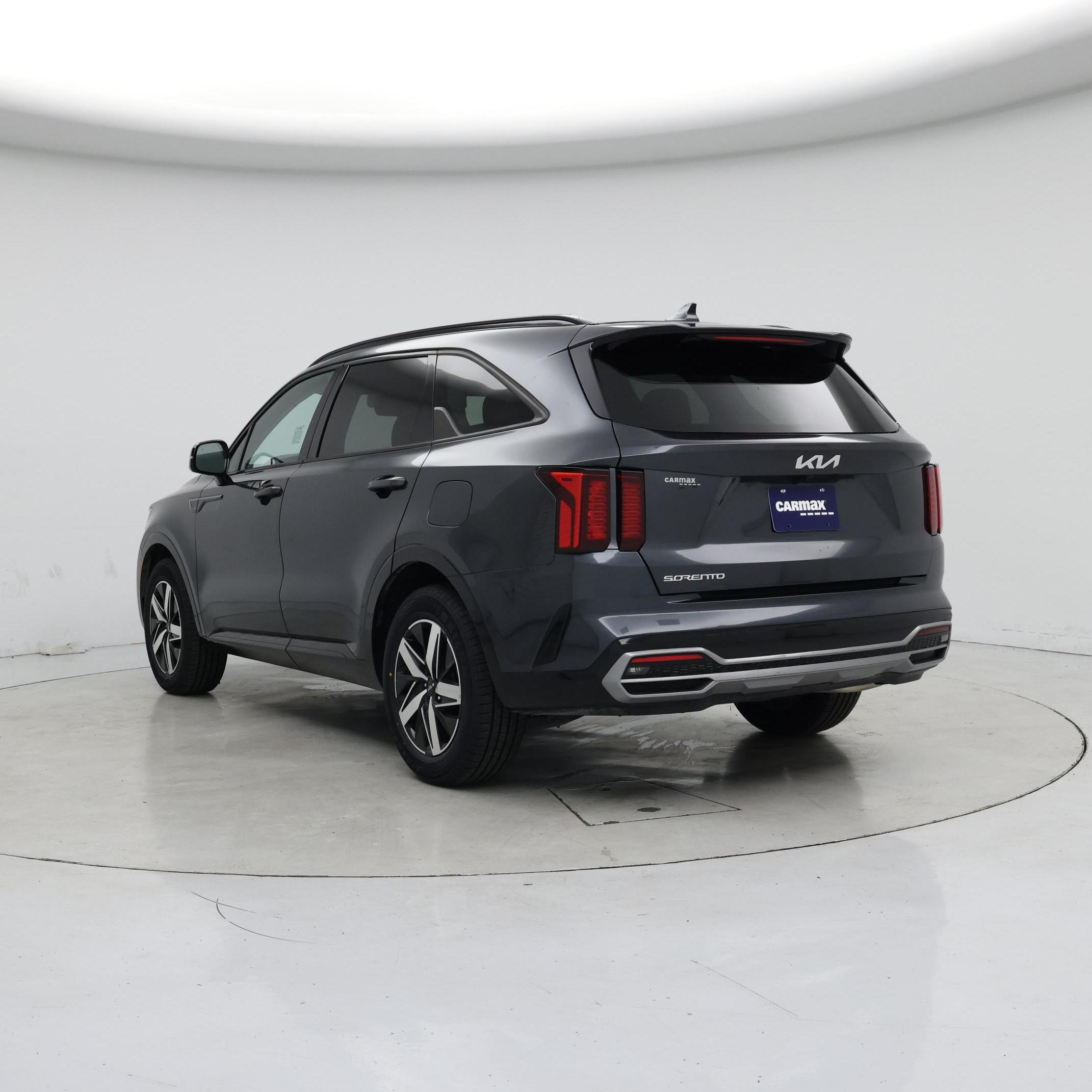 Thumbnail: 2023 Kia Sorento - 2