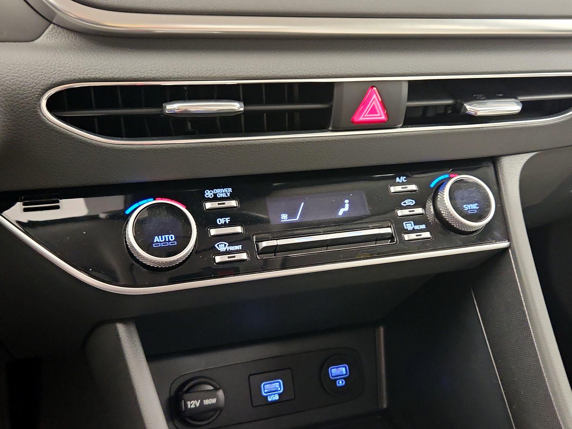 Thumbnail: 2023 Hyundai Sonata - 16