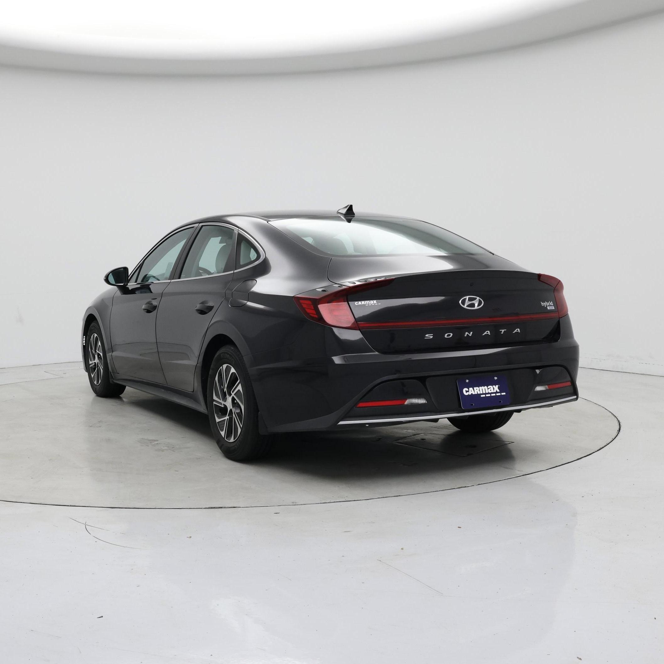 Thumbnail: 2023 Hyundai Sonata - 2