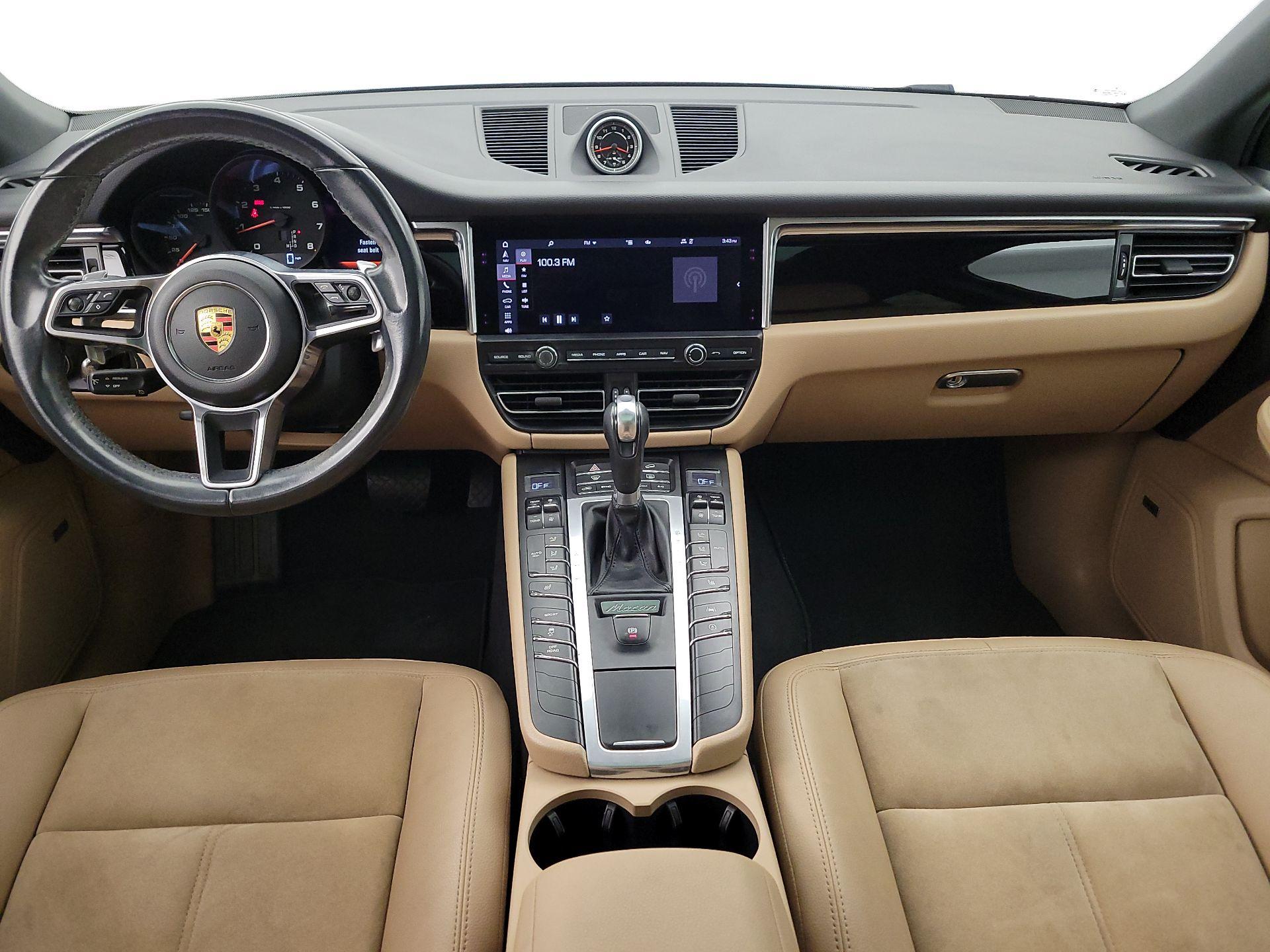 Thumbnail: 2021 Porsche Macan - 9