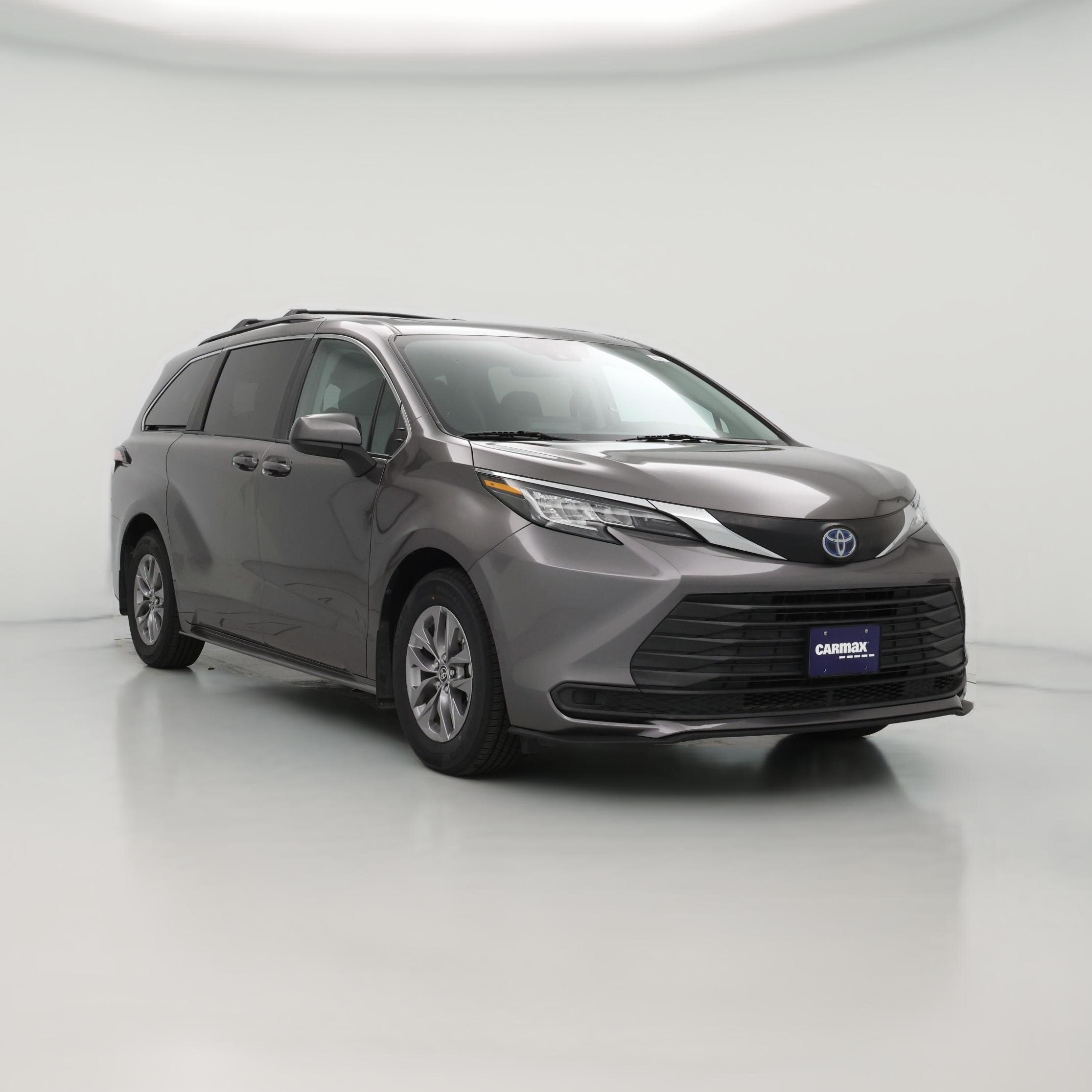 Thumbnail: 2022 Toyota Sienna - 1