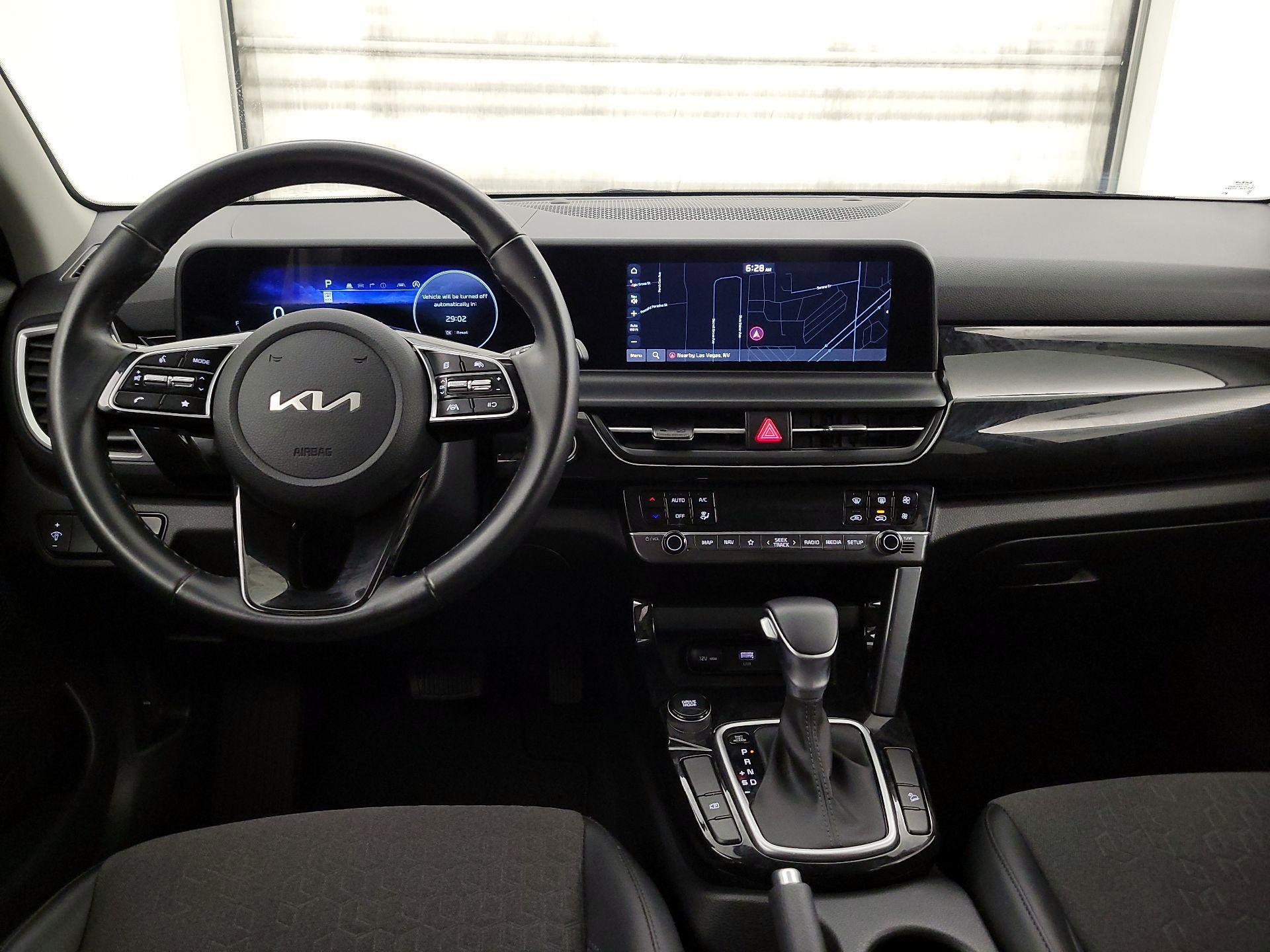 Thumbnail: 2024 Kia Seltos - 9