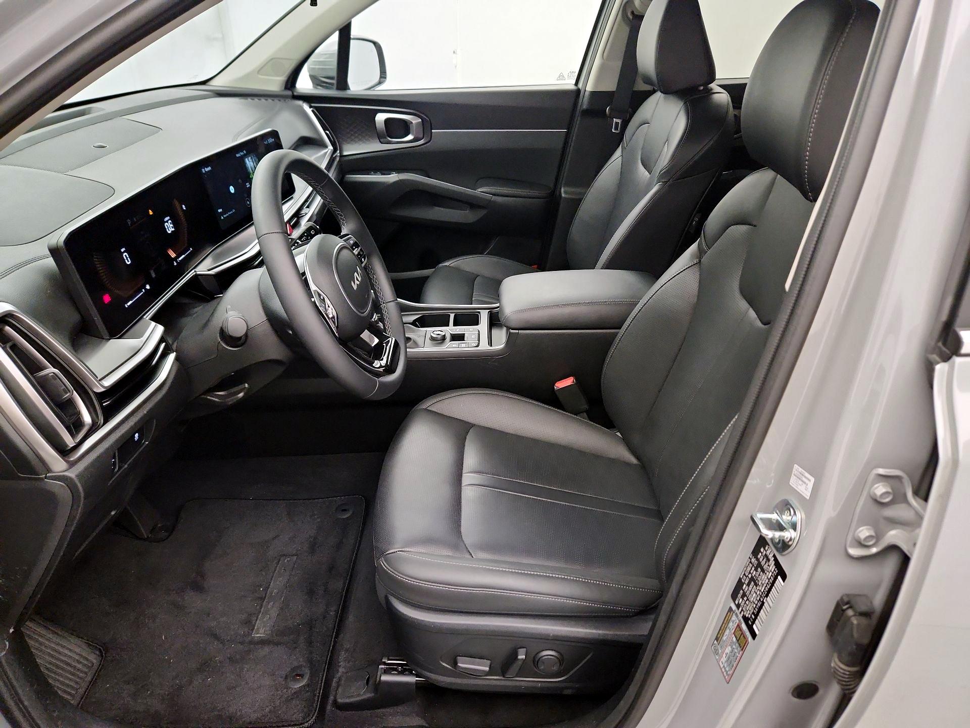 Thumbnail: 2024 Kia Sorento - 11