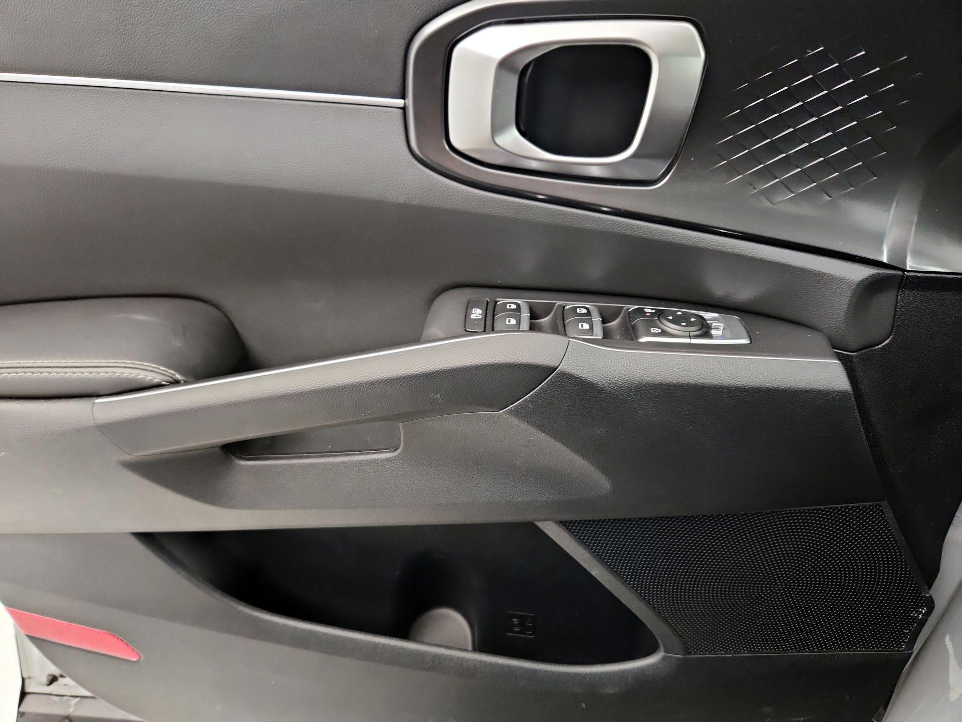 Thumbnail: 2024 Kia Sorento - 12