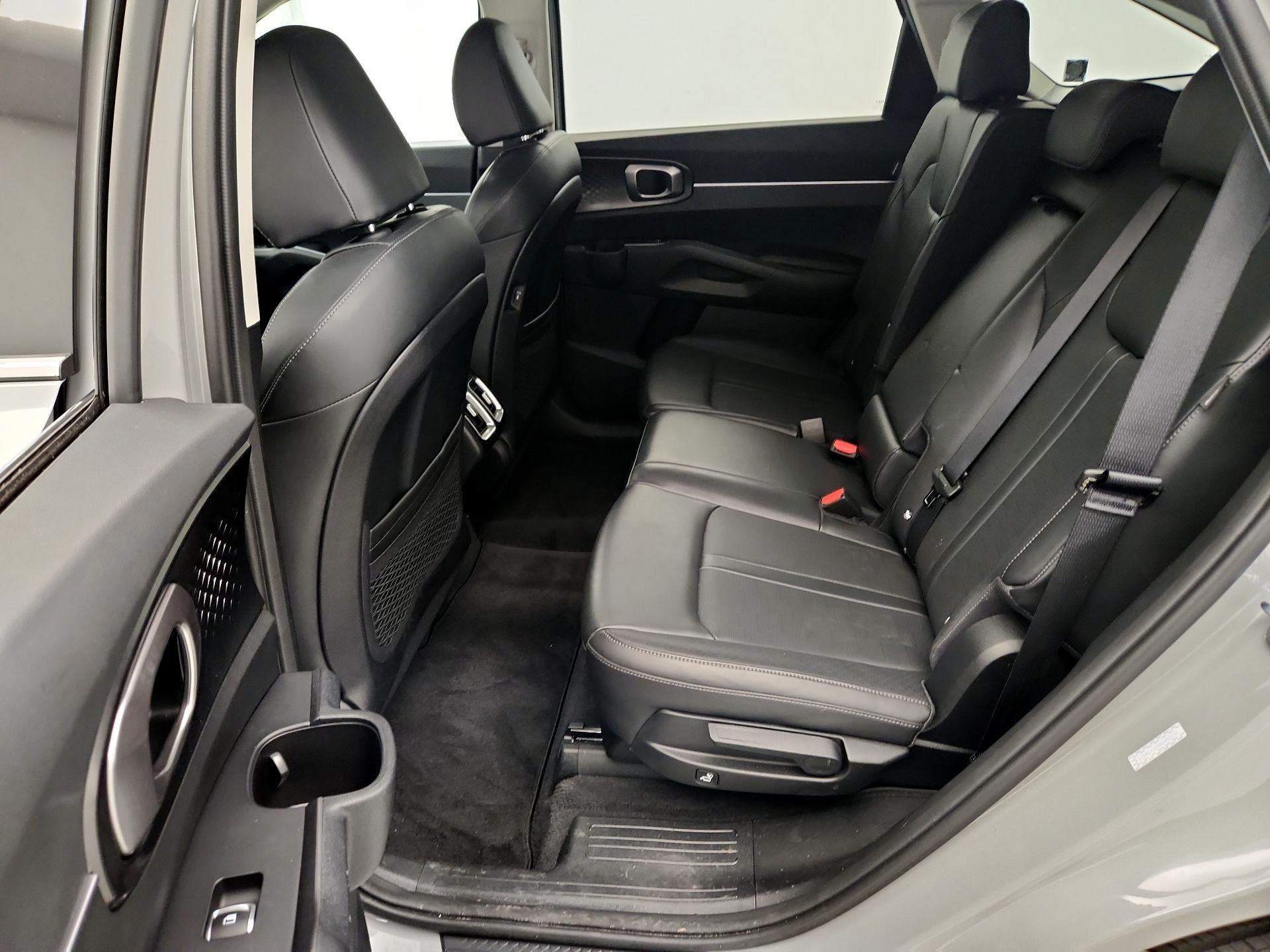 Thumbnail: 2024 Kia Sorento - 19