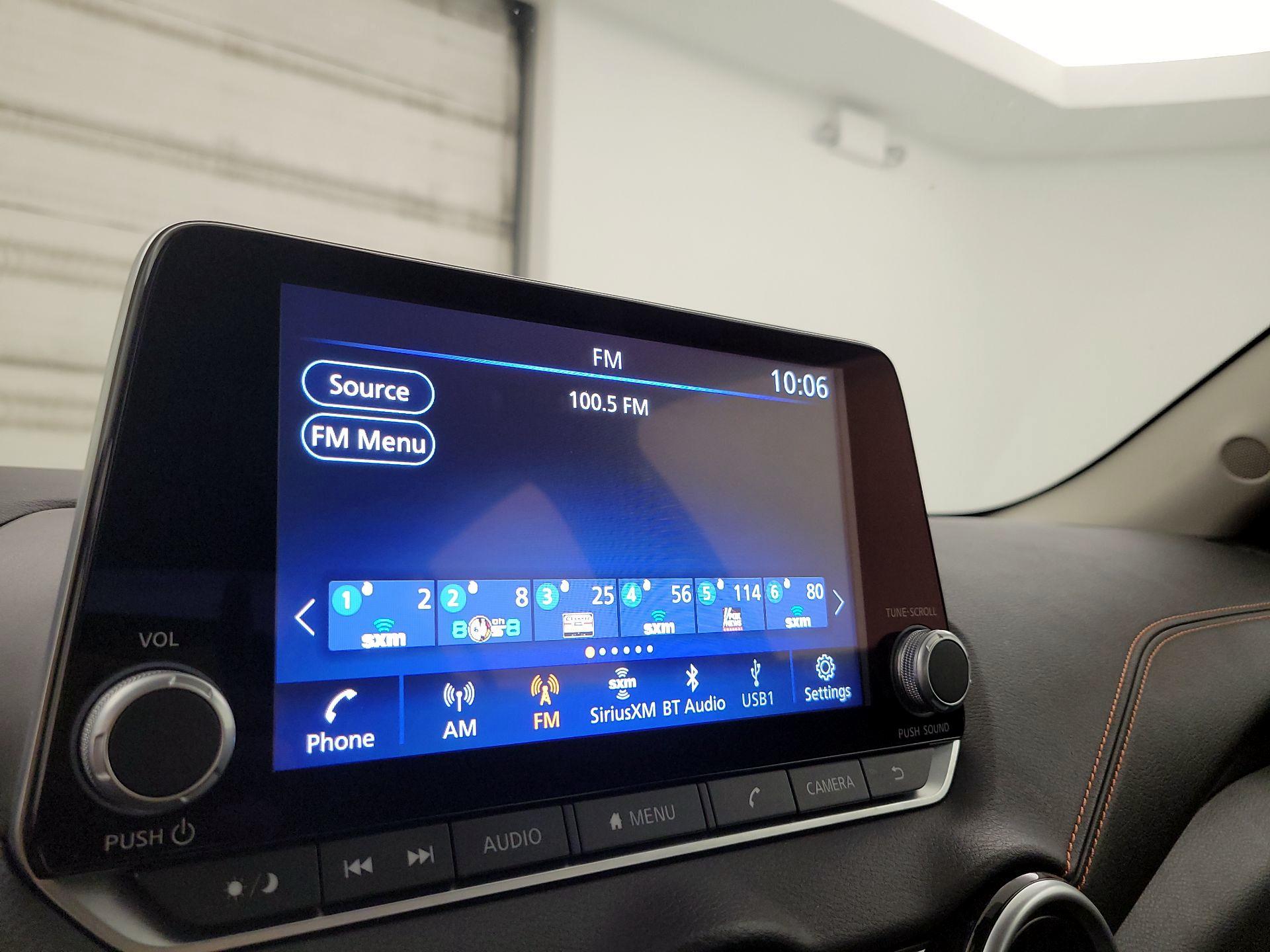 Thumbnail: 2022 Nissan Sentra - 15