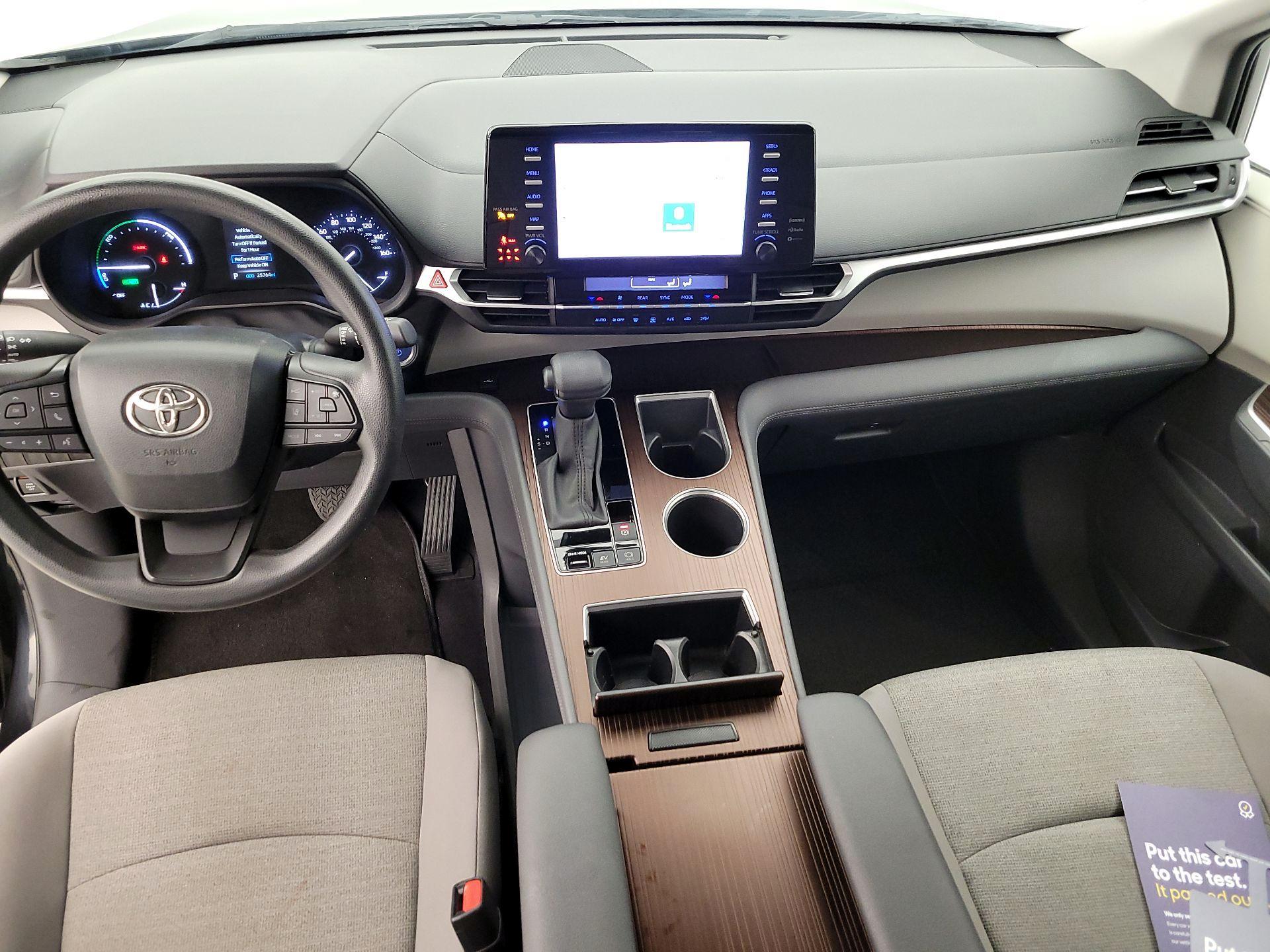 Thumbnail: 2023 Toyota Sienna - 9