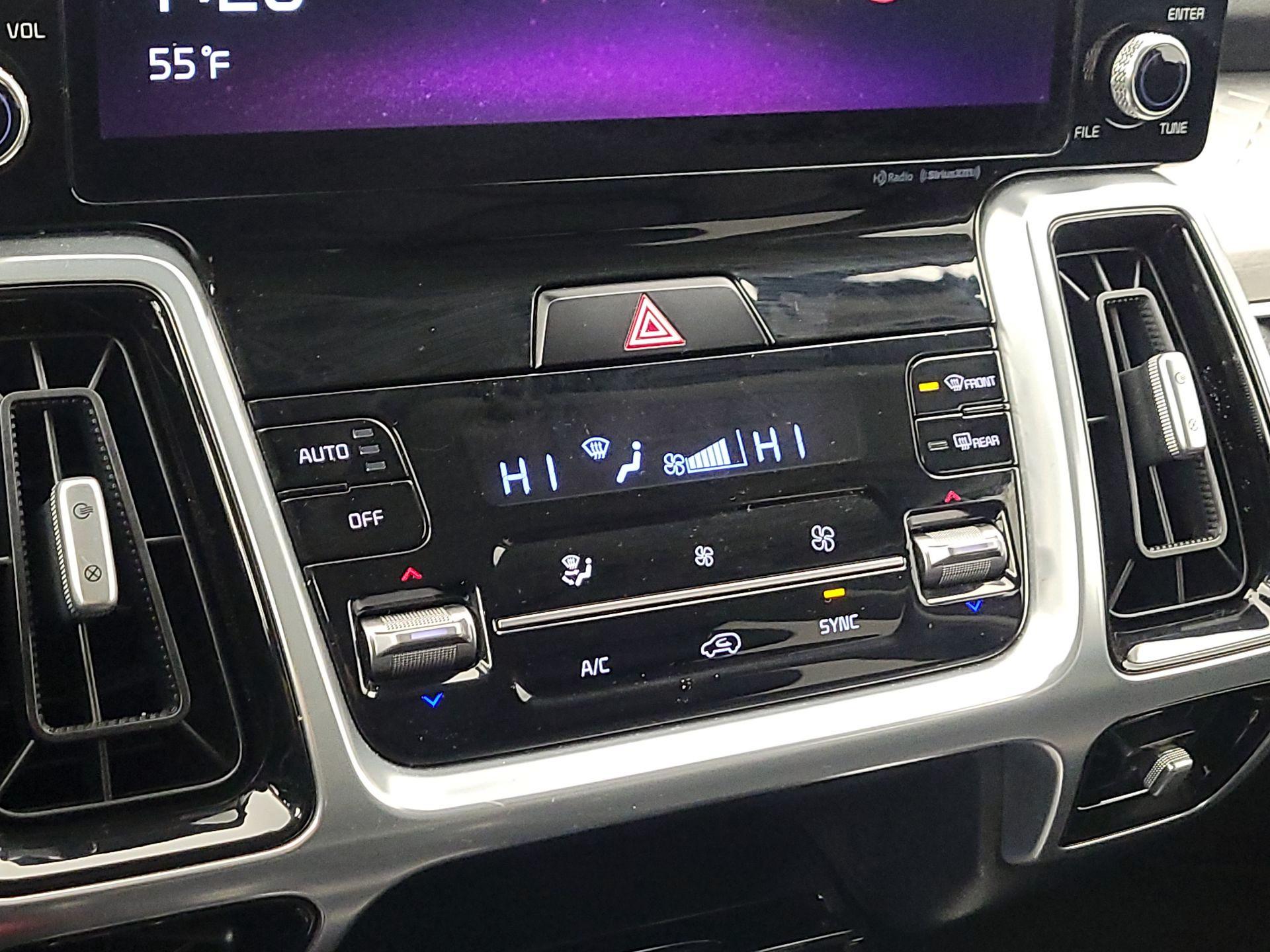 Thumbnail: 2021 Kia Sorento - 17