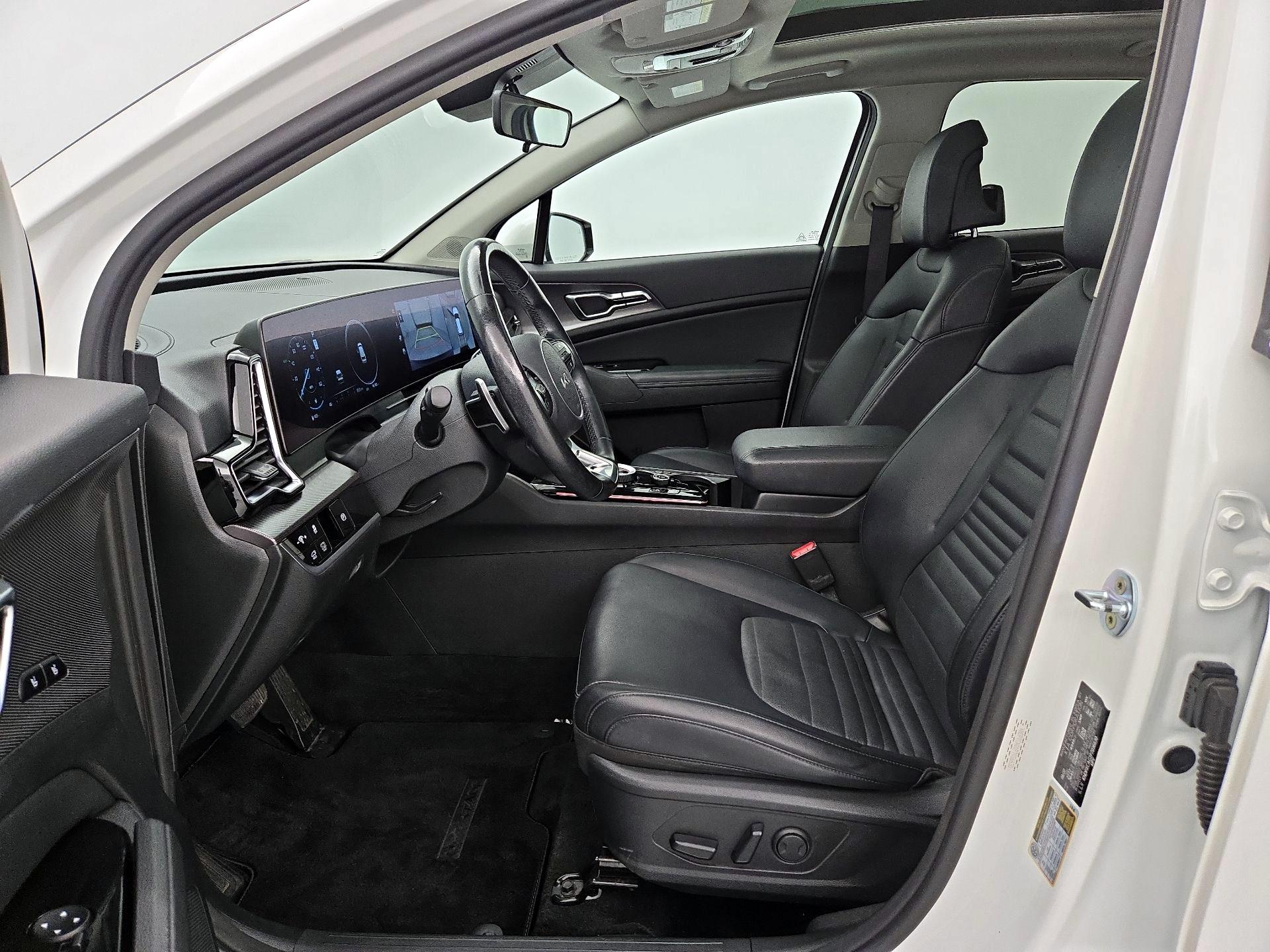 Thumbnail: 2023 Kia Sportage - 11