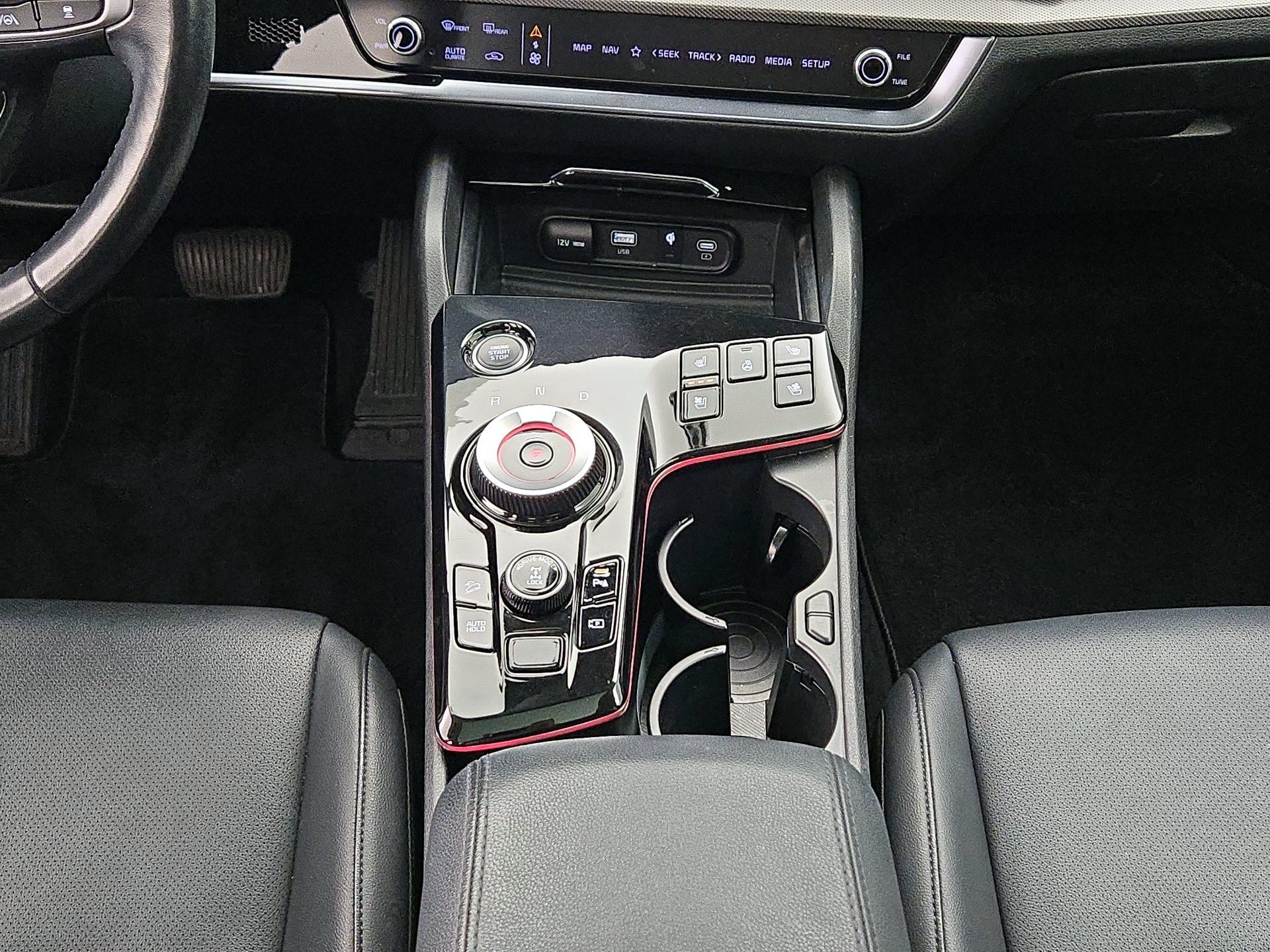 Thumbnail: 2023 Kia Sportage - 18