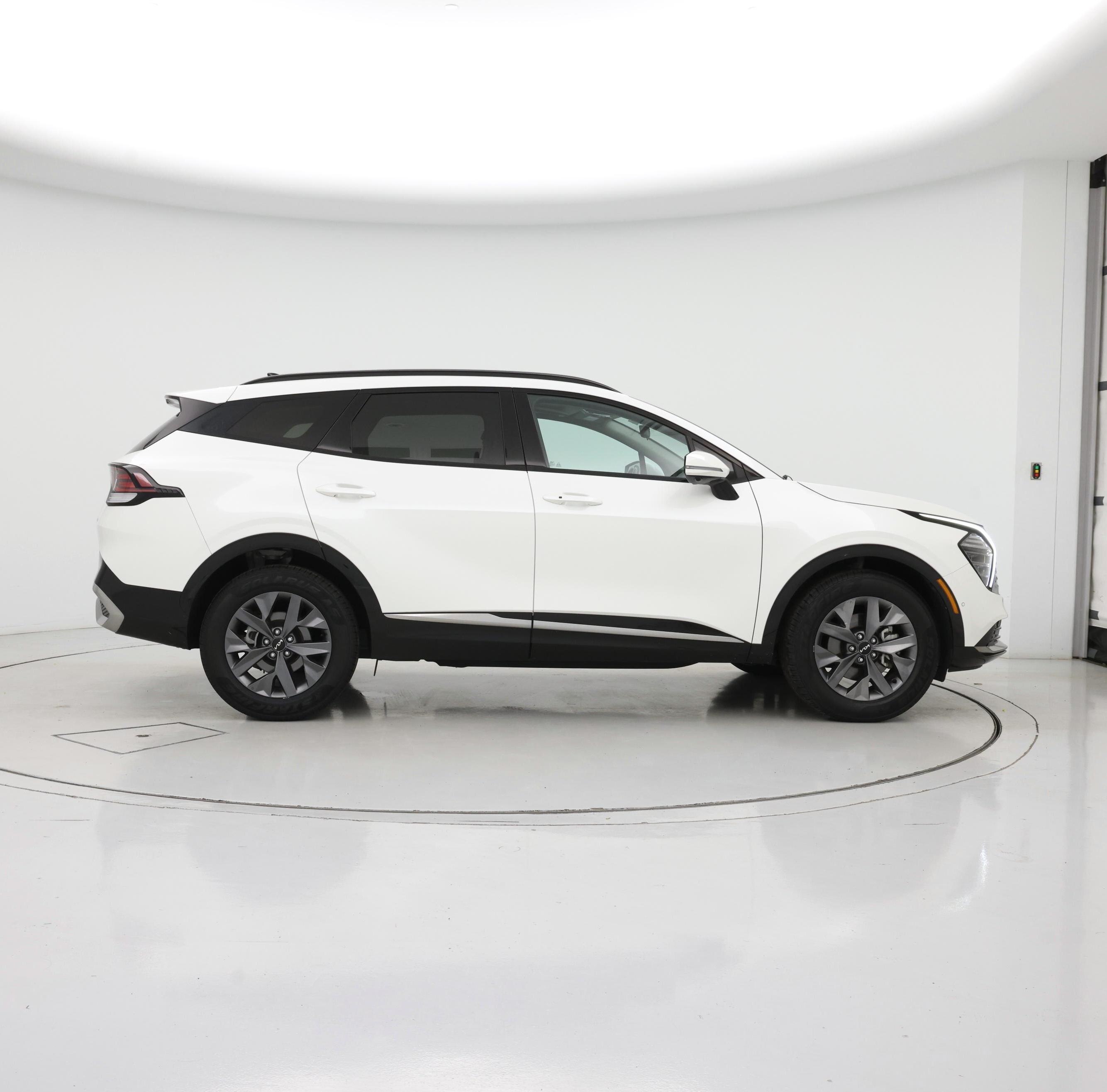 Thumbnail: 2023 Kia Sportage - 7