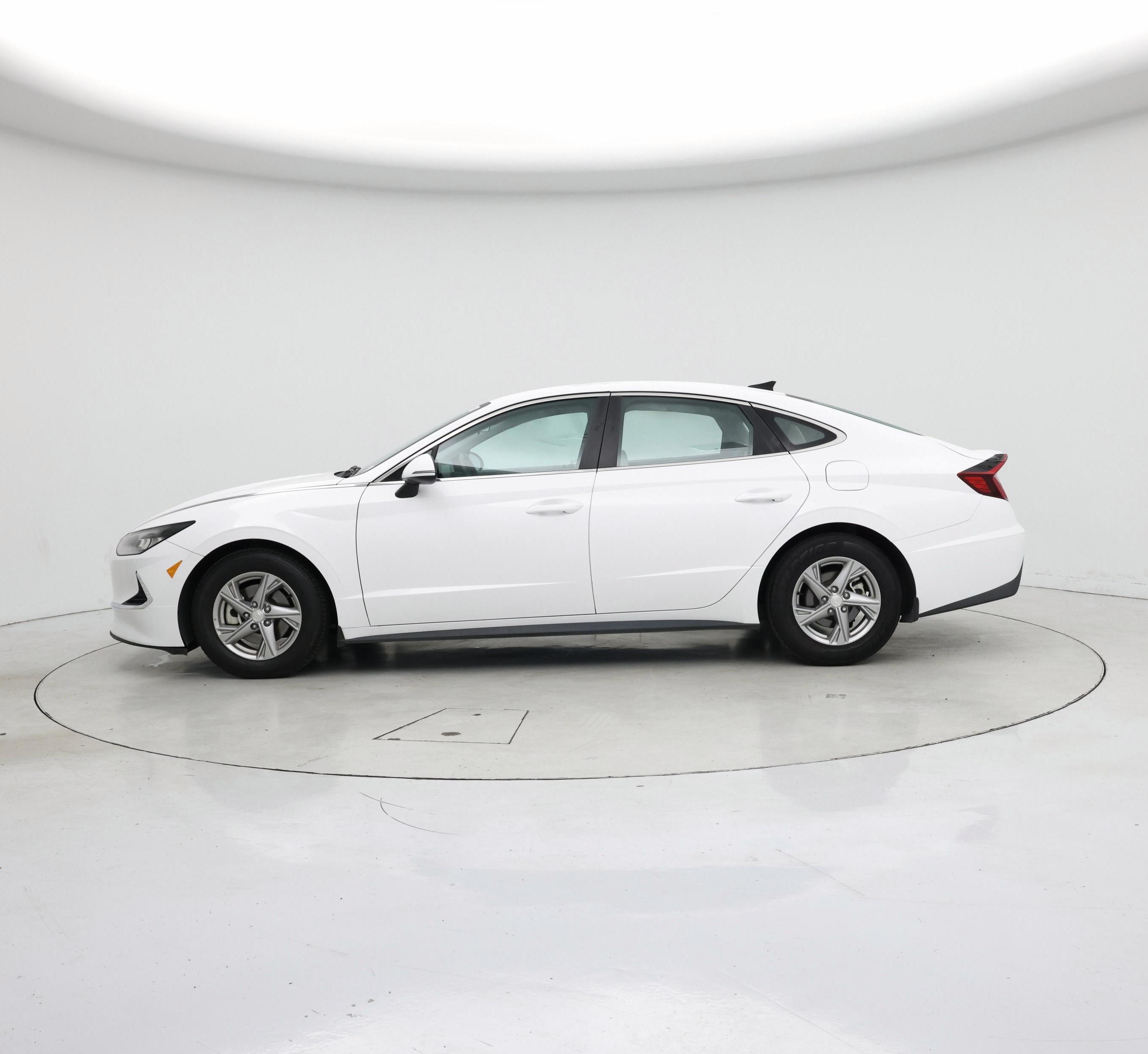 Thumbnail: 2023 Hyundai Sonata - 3