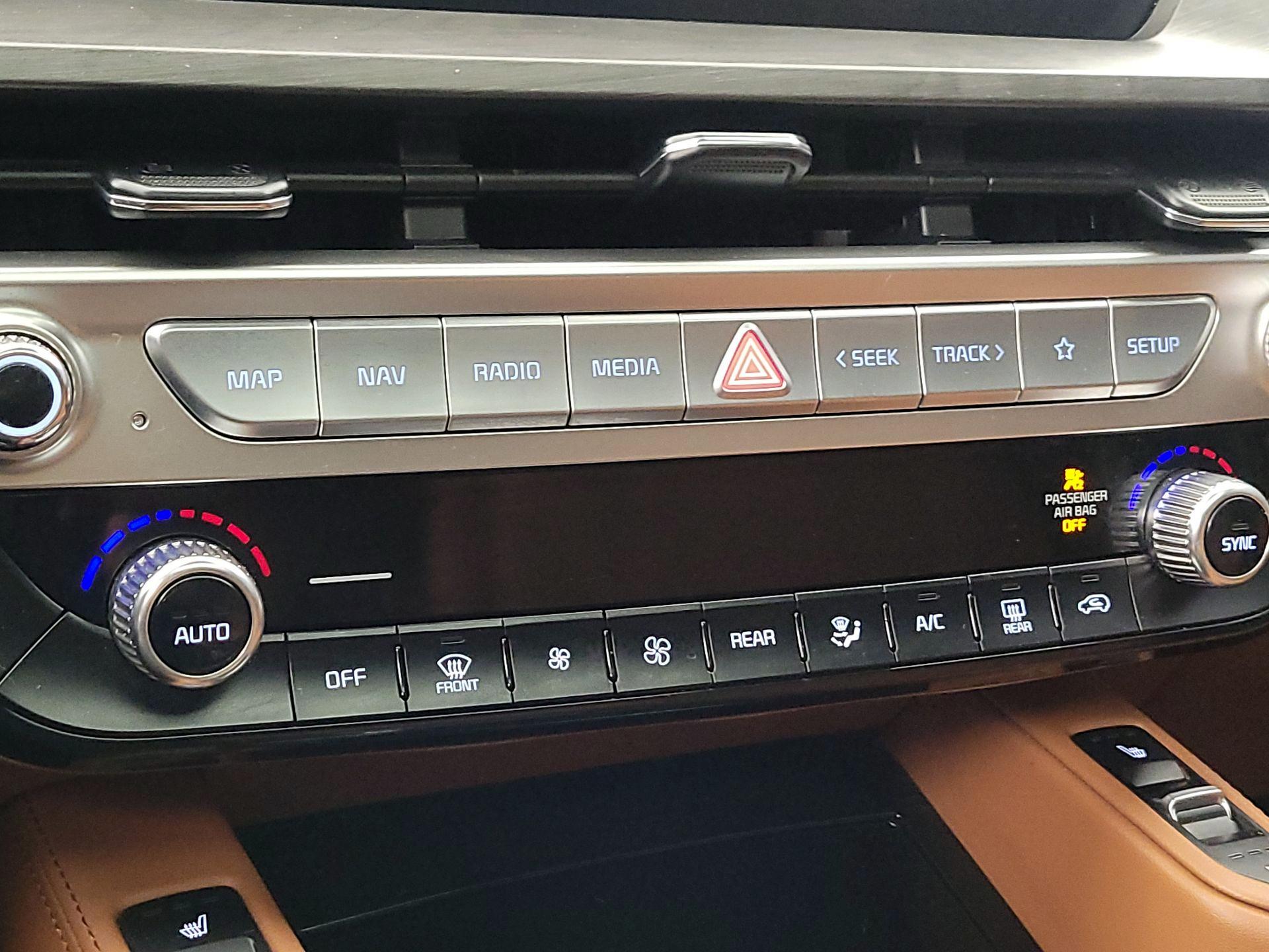 Thumbnail: 2023 Kia Telluride - 17