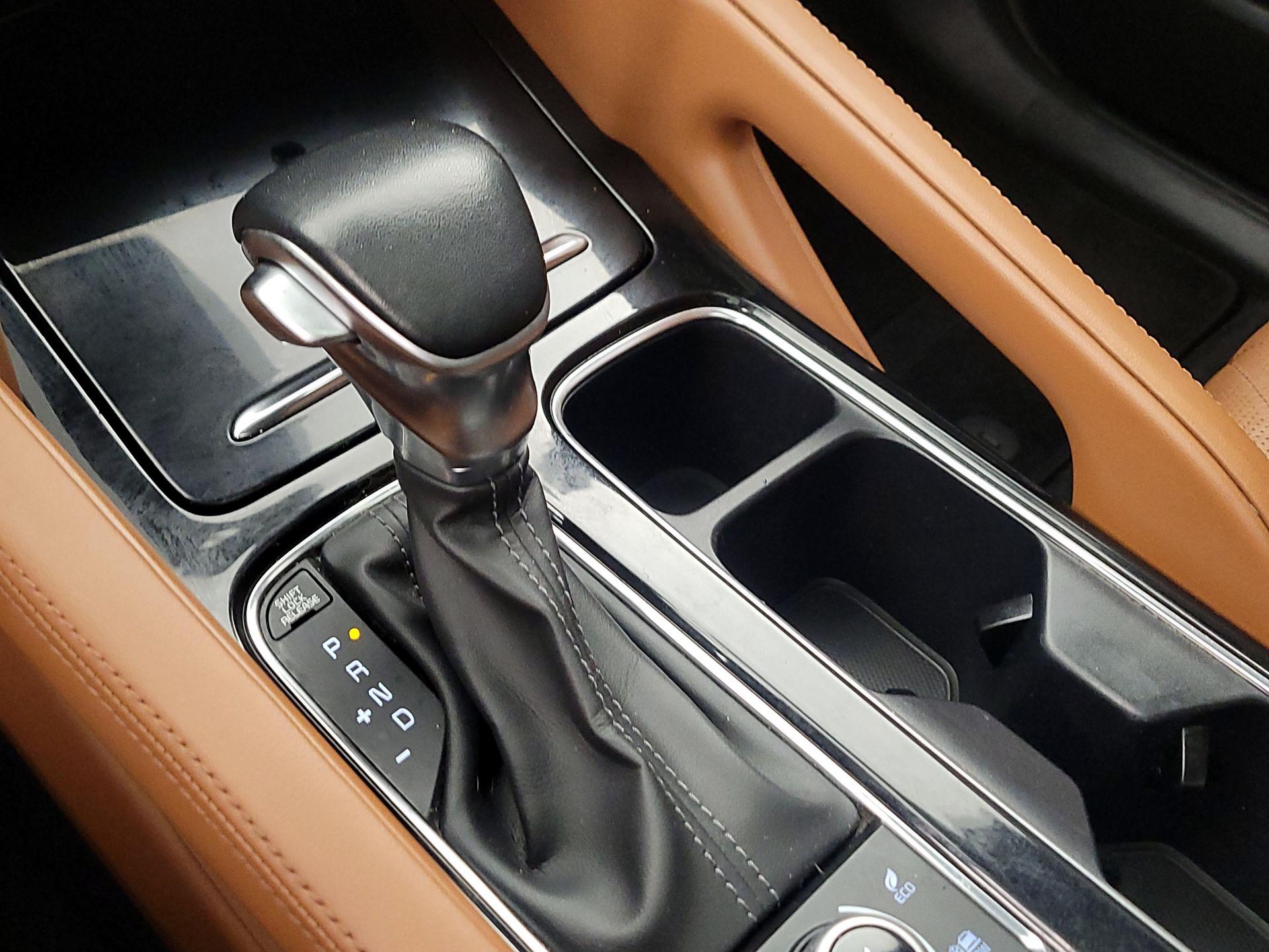 Thumbnail: 2023 Kia Telluride - 18