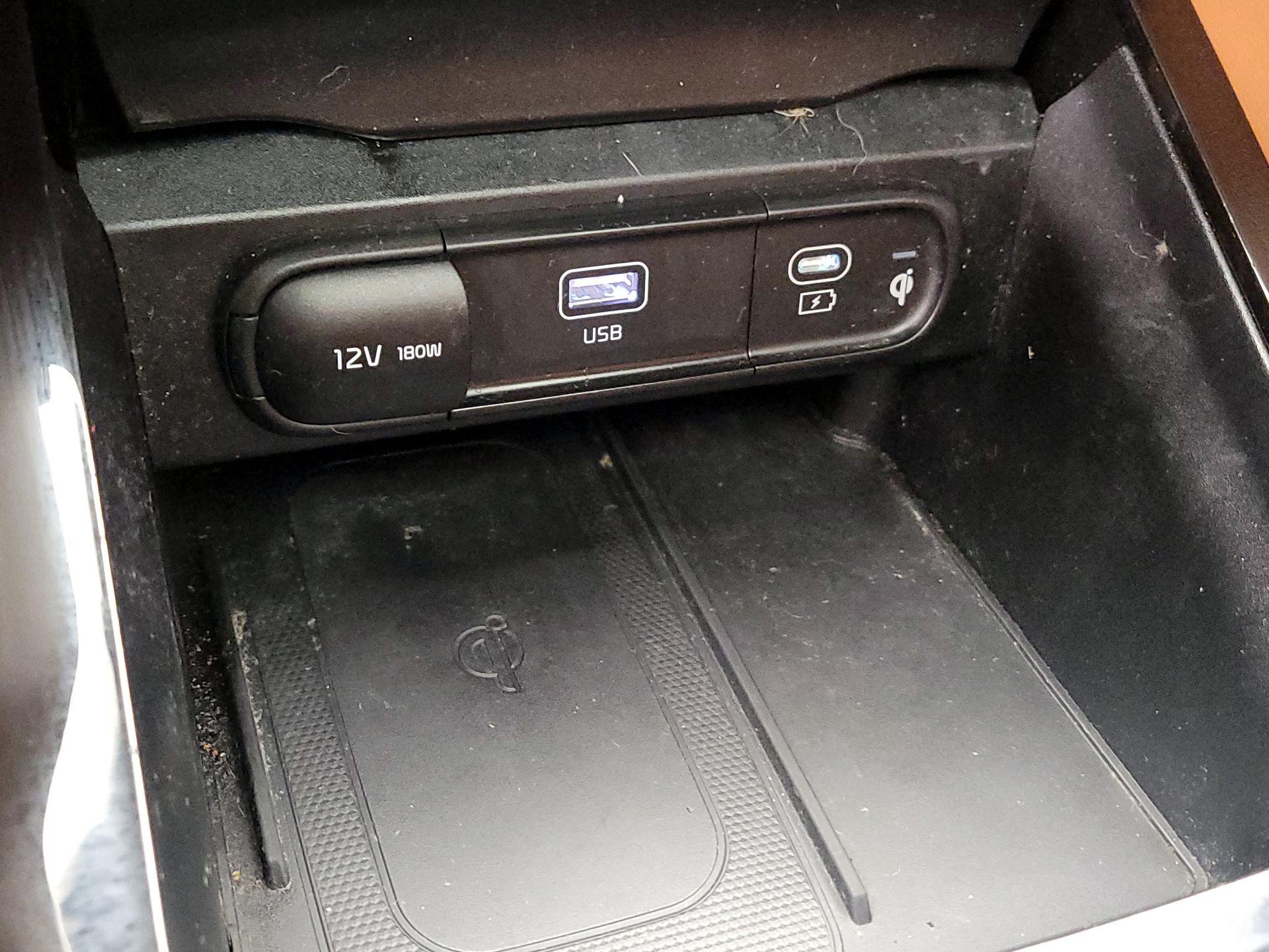 Thumbnail: 2023 Kia Telluride - 19