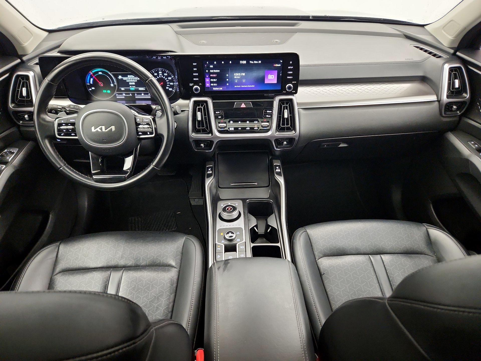 Thumbnail: 2023 Kia Sorento - 9