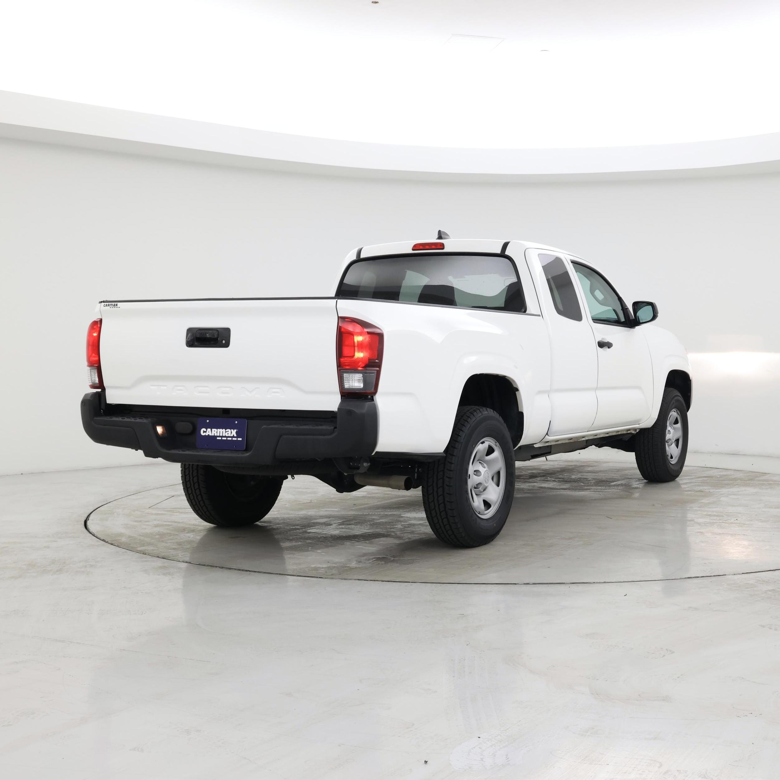 Thumbnail: 2022 Toyota Tacoma - 8