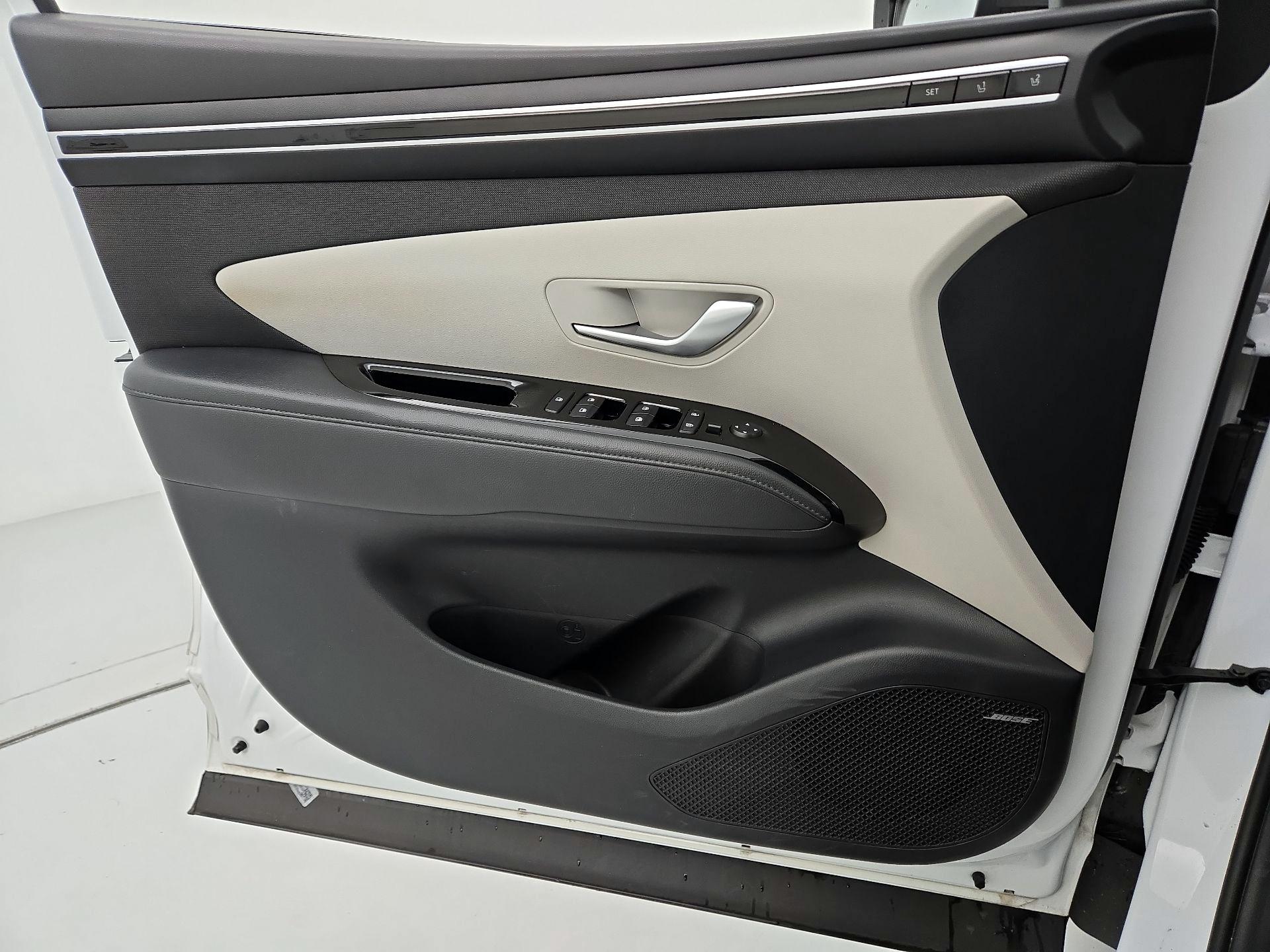 Thumbnail: 2022 Hyundai Tucson - 12