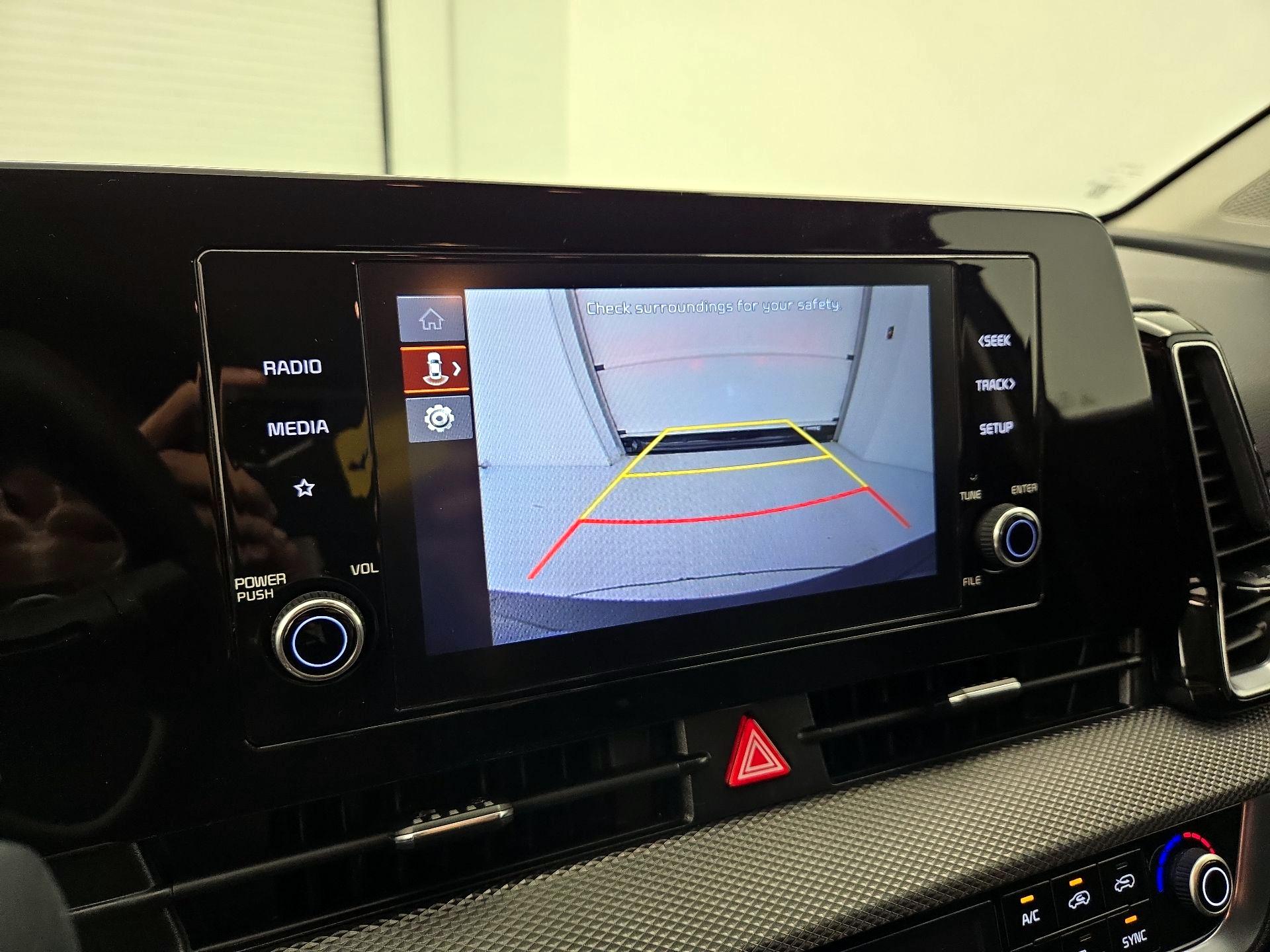 Thumbnail: 2023 Kia Sportage - 14