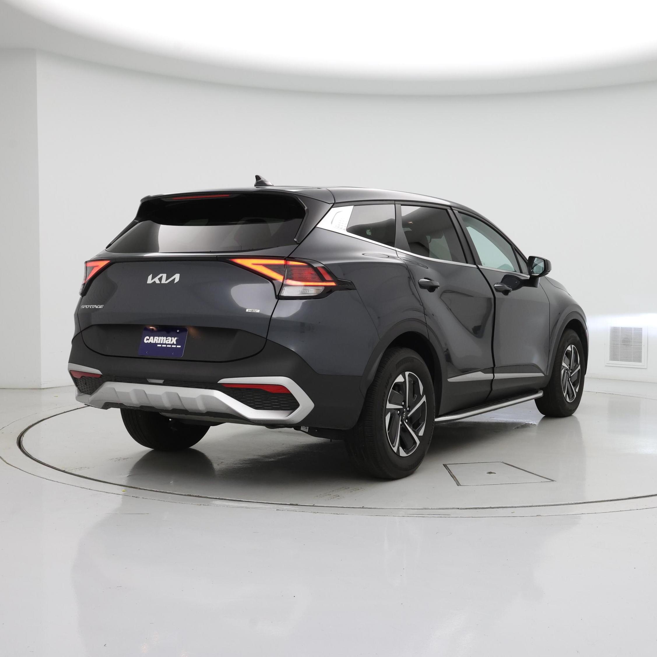 Thumbnail: 2023 Kia Sportage - 8