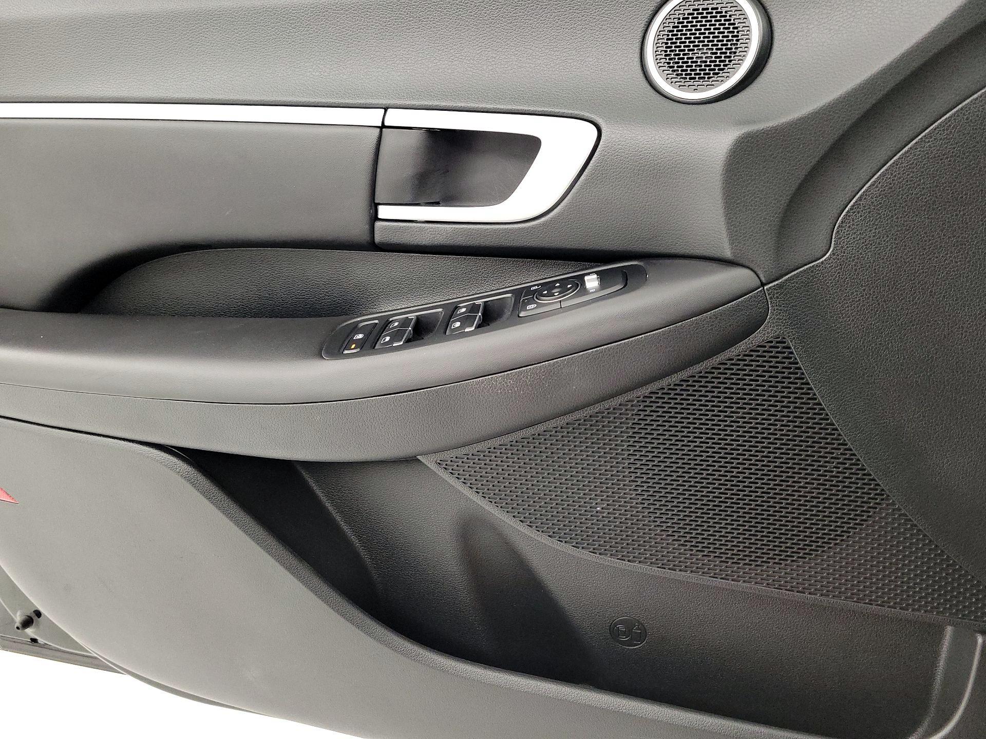 Thumbnail: 2023 Hyundai Sonata - 12