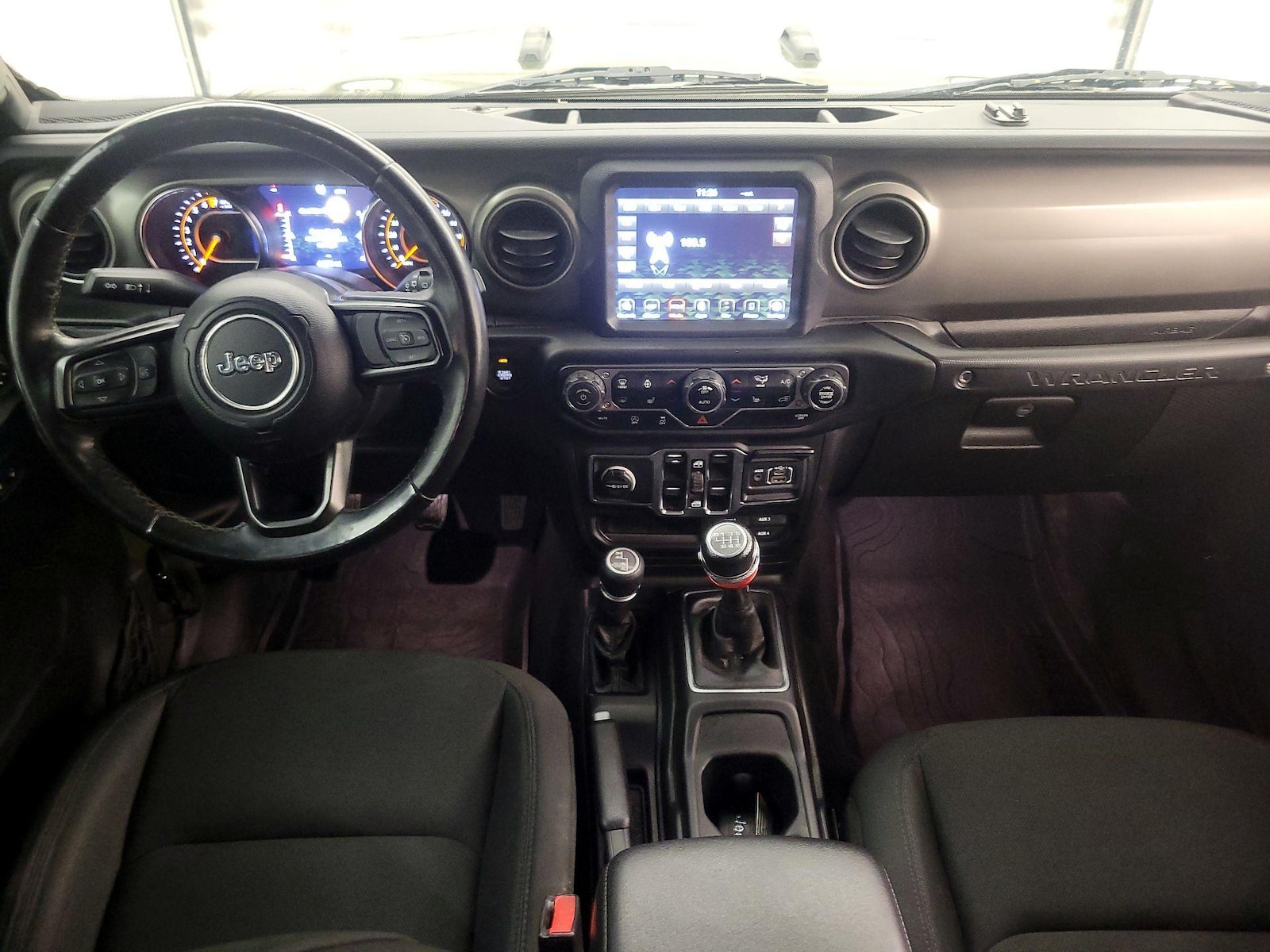 Apple CarPlay® & Android Auto™