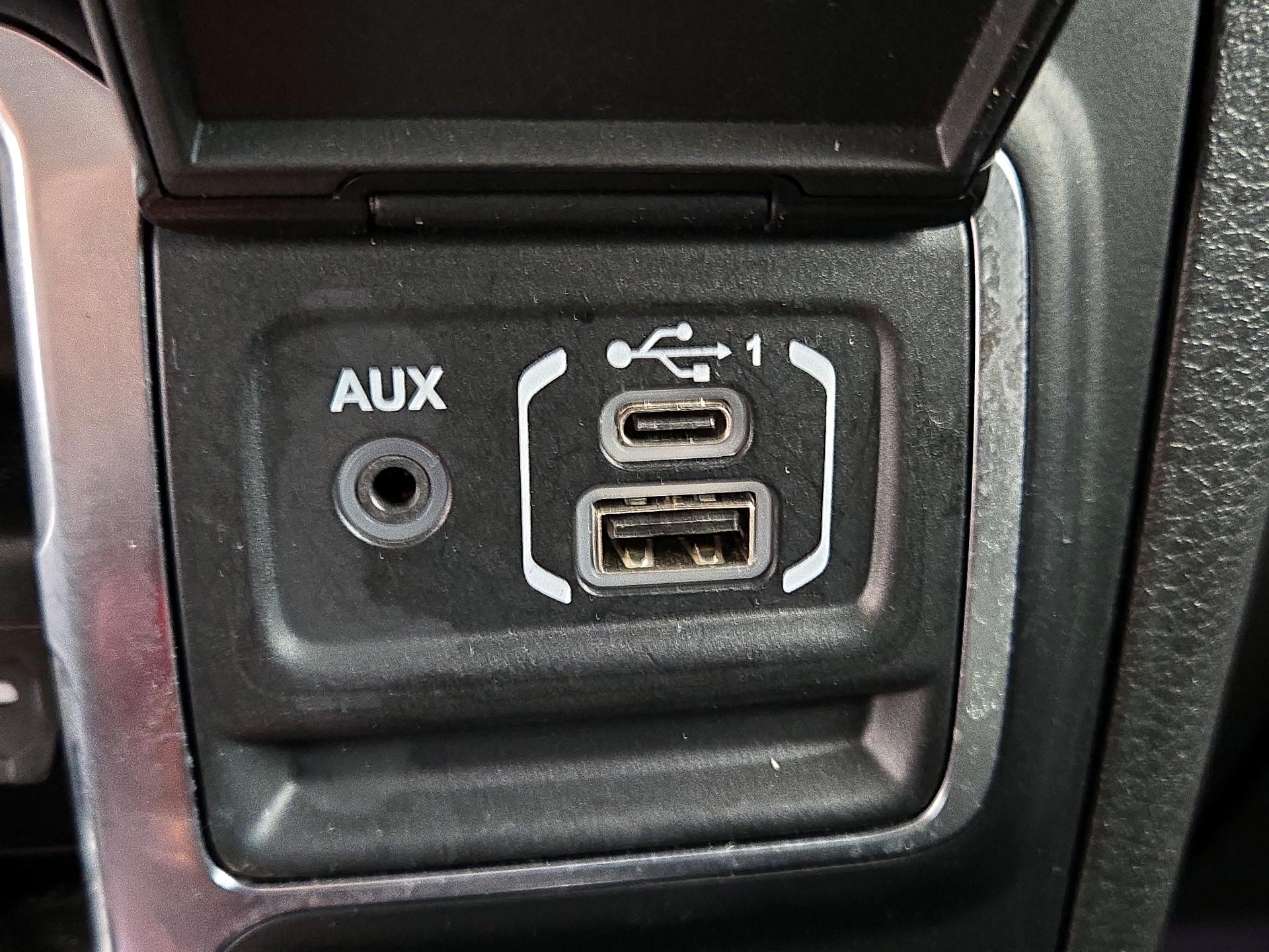 Thumbnail: 2024 Jeep Wrangler - 18