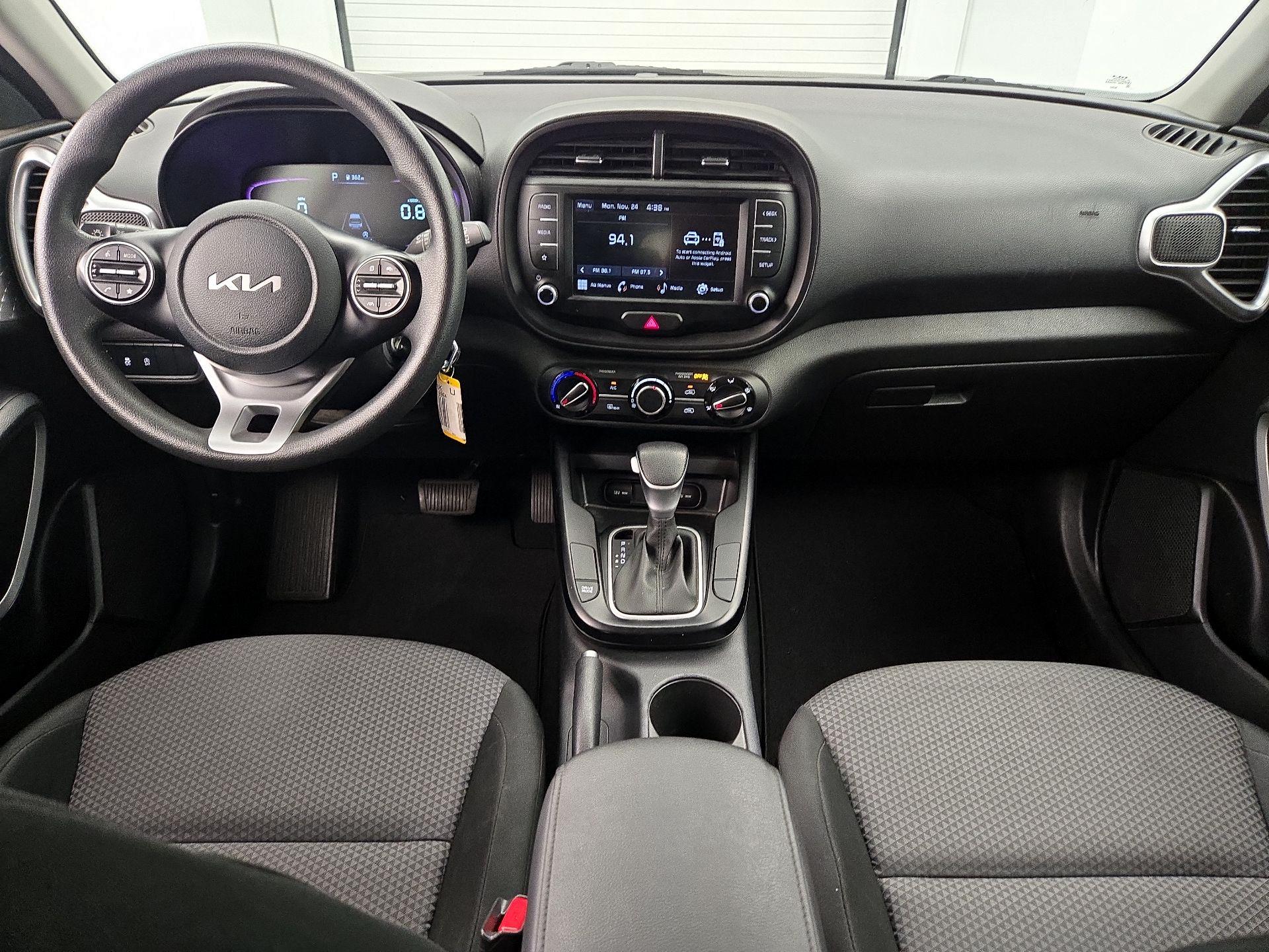 Thumbnail: 2023 Kia Soul - 9