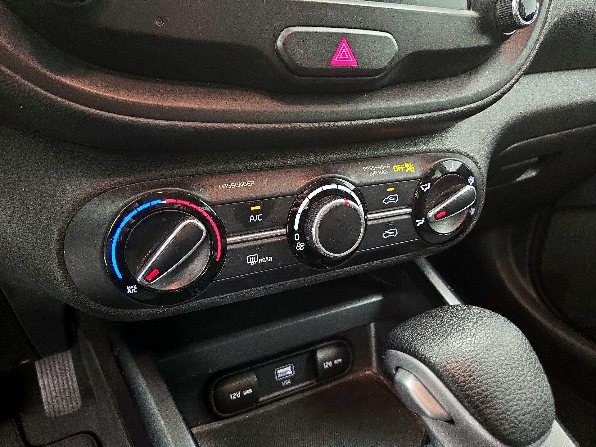 Thumbnail: 2023 Kia Soul - 16