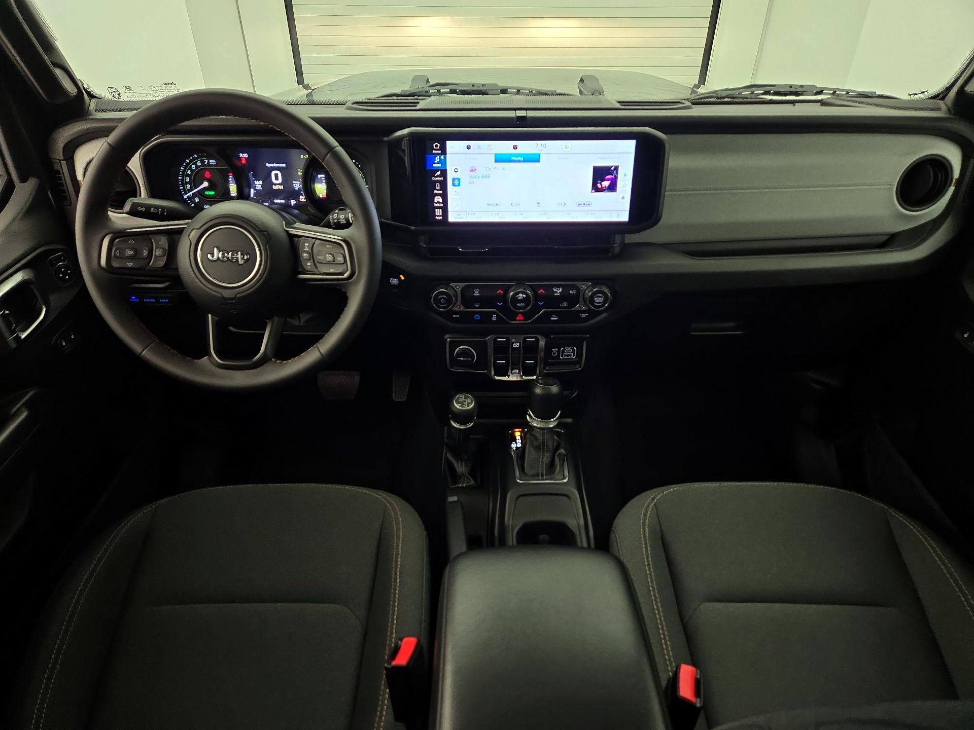 Thumbnail: 2024 Jeep Wrangler - 9