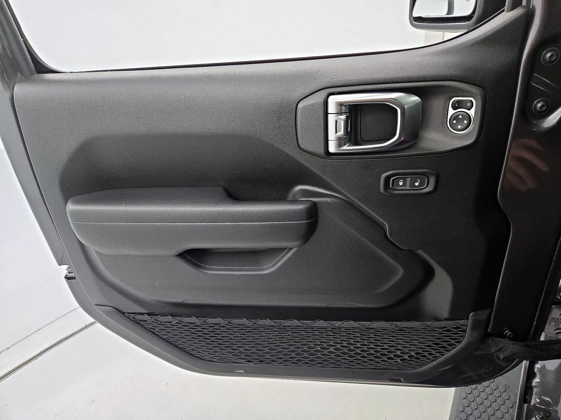 Thumbnail: 2024 Jeep Wrangler - 12