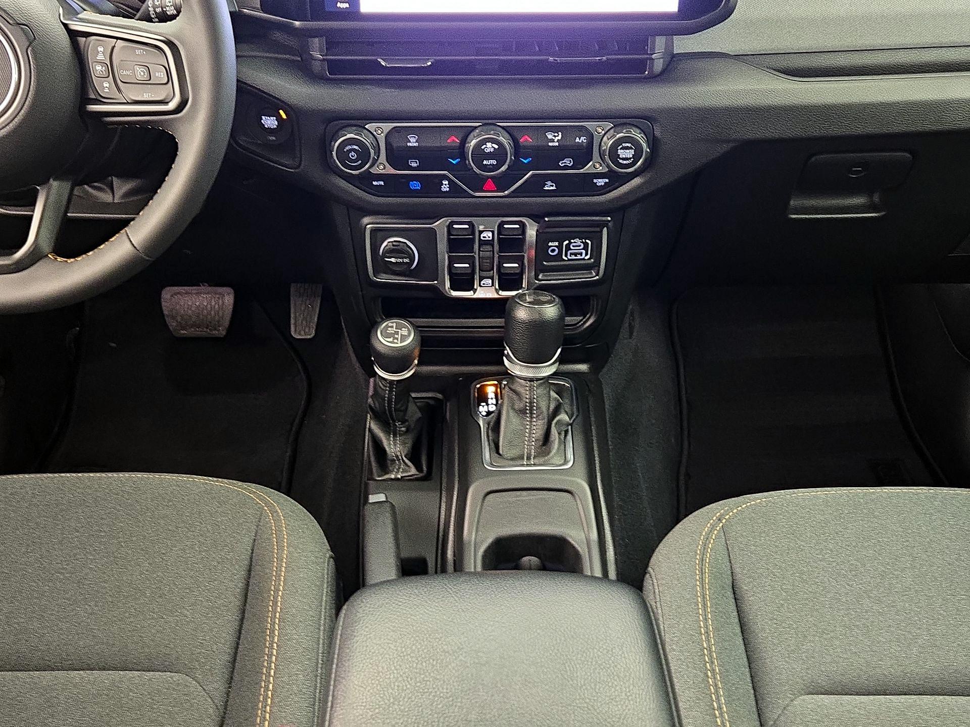 Thumbnail: 2024 Jeep Wrangler - 17