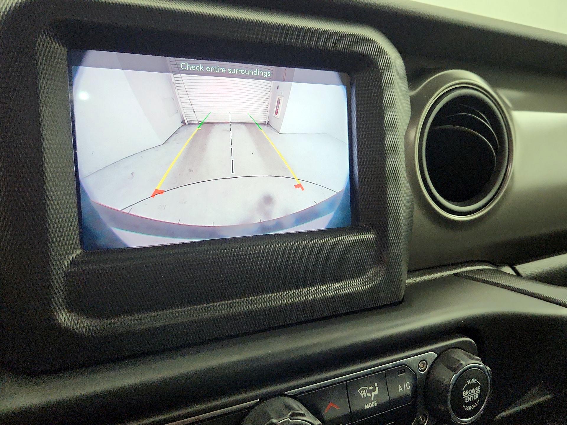 Thumbnail: 2021 Jeep Wrangler - 14