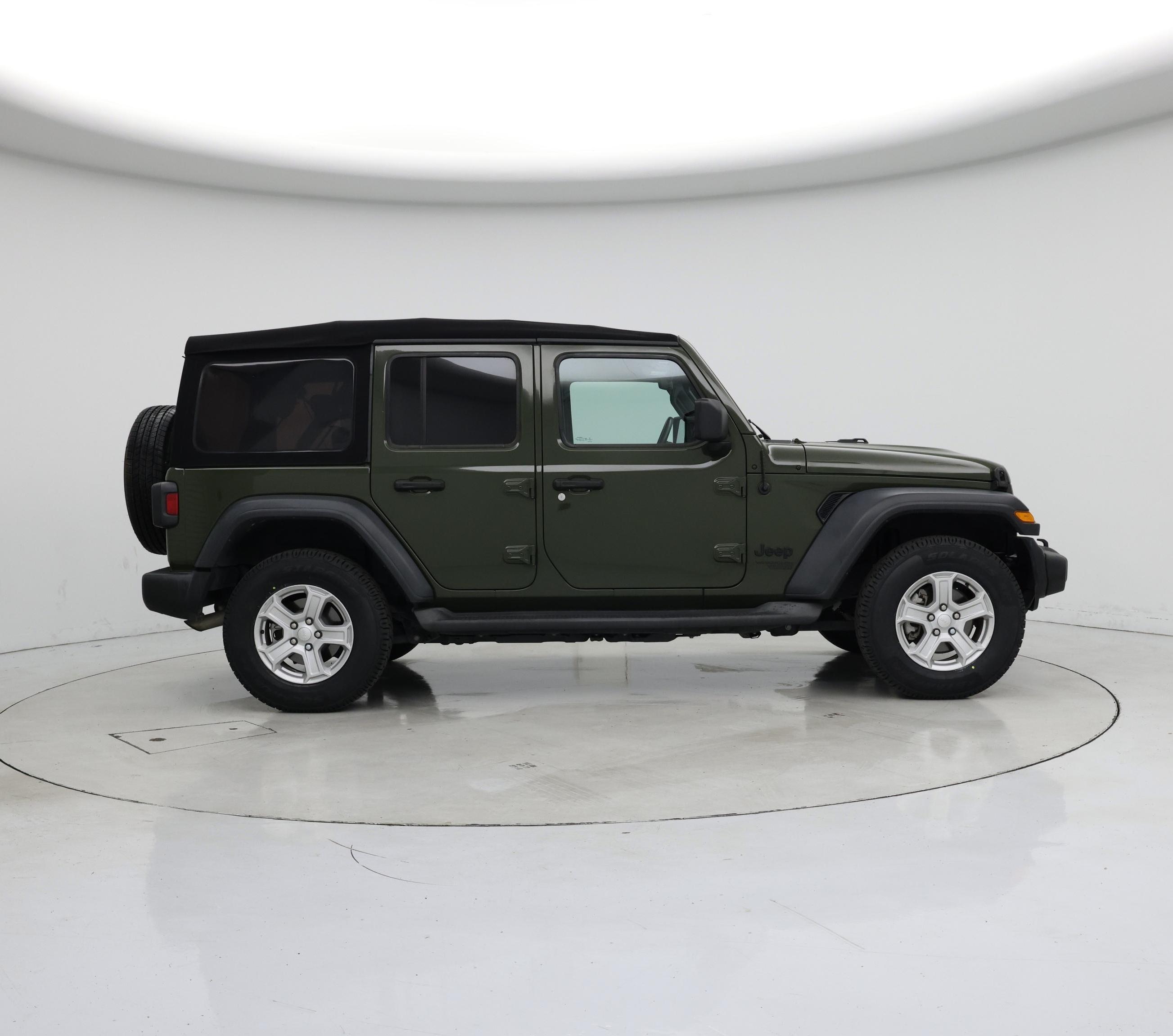 Thumbnail: 2021 Jeep Wrangler - 7