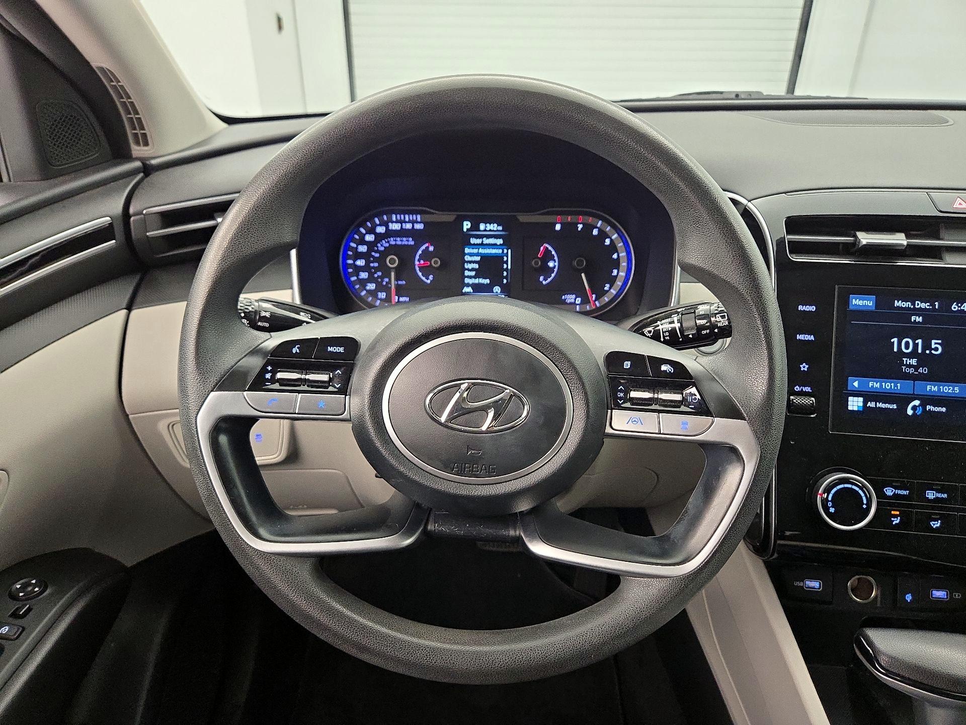 Thumbnail: 2023 Hyundai Tucson - 10