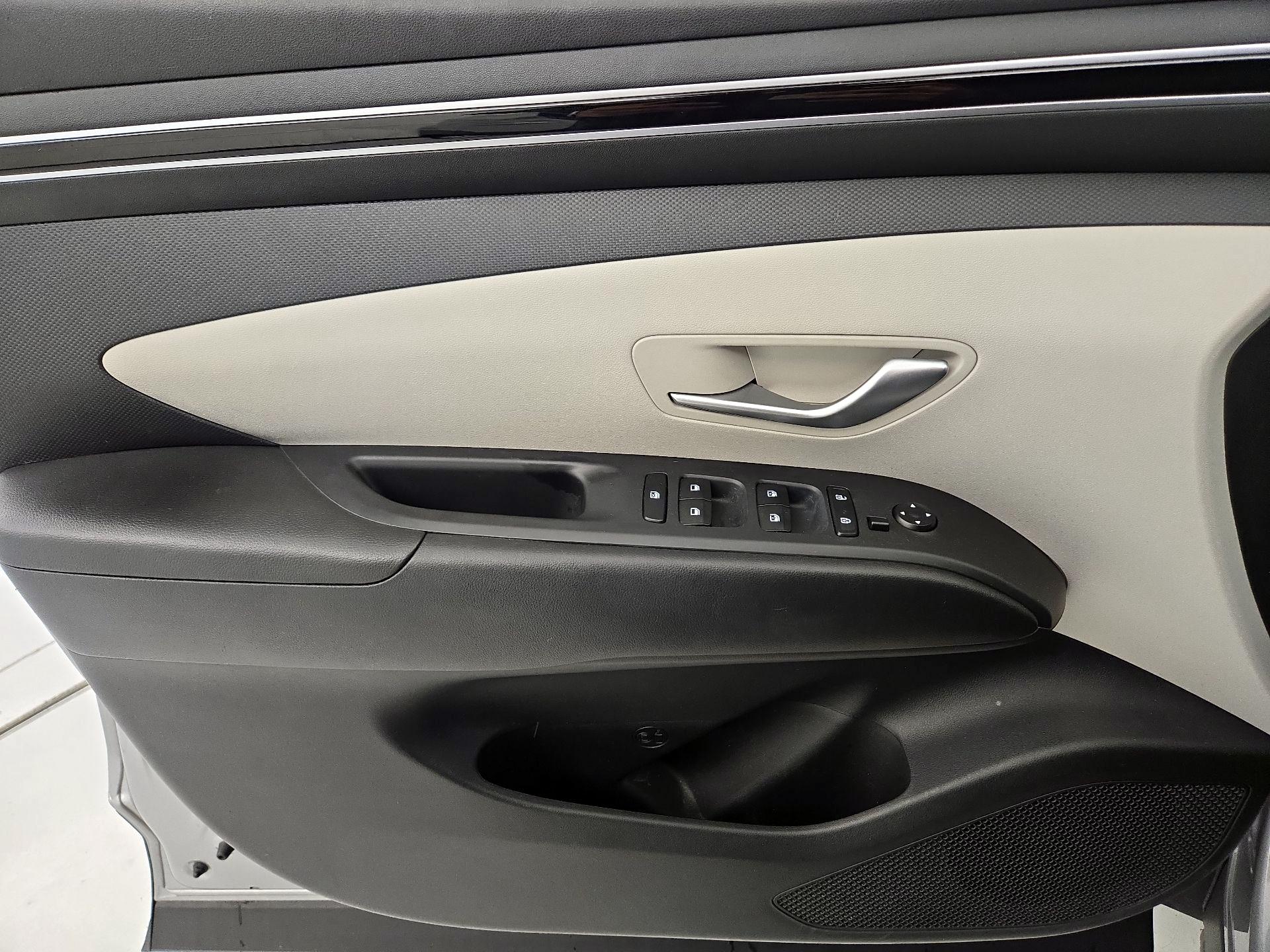 Thumbnail: 2023 Hyundai Tucson - 12