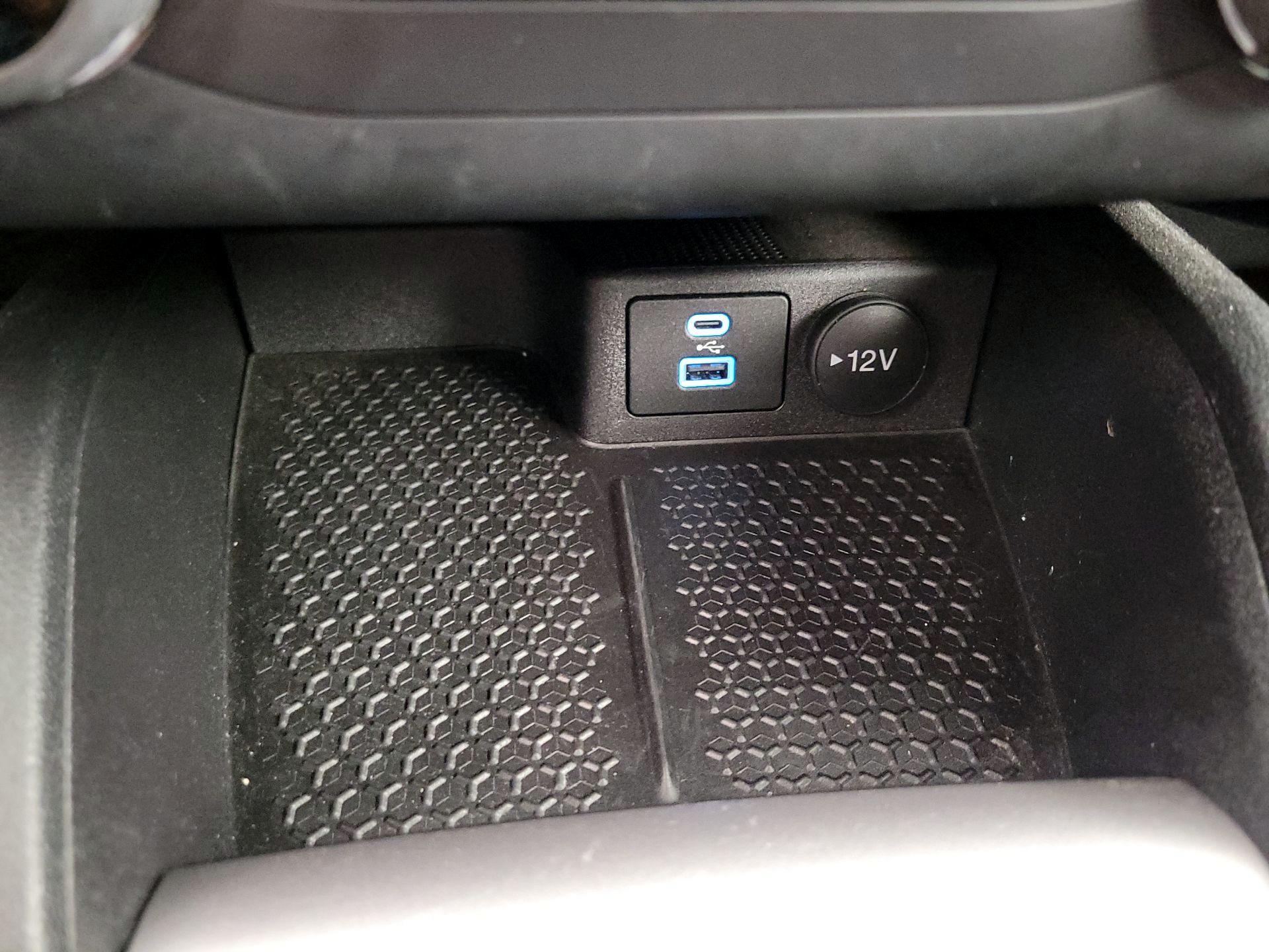 Thumbnail: 2022 Ford Bronco Sport - 19