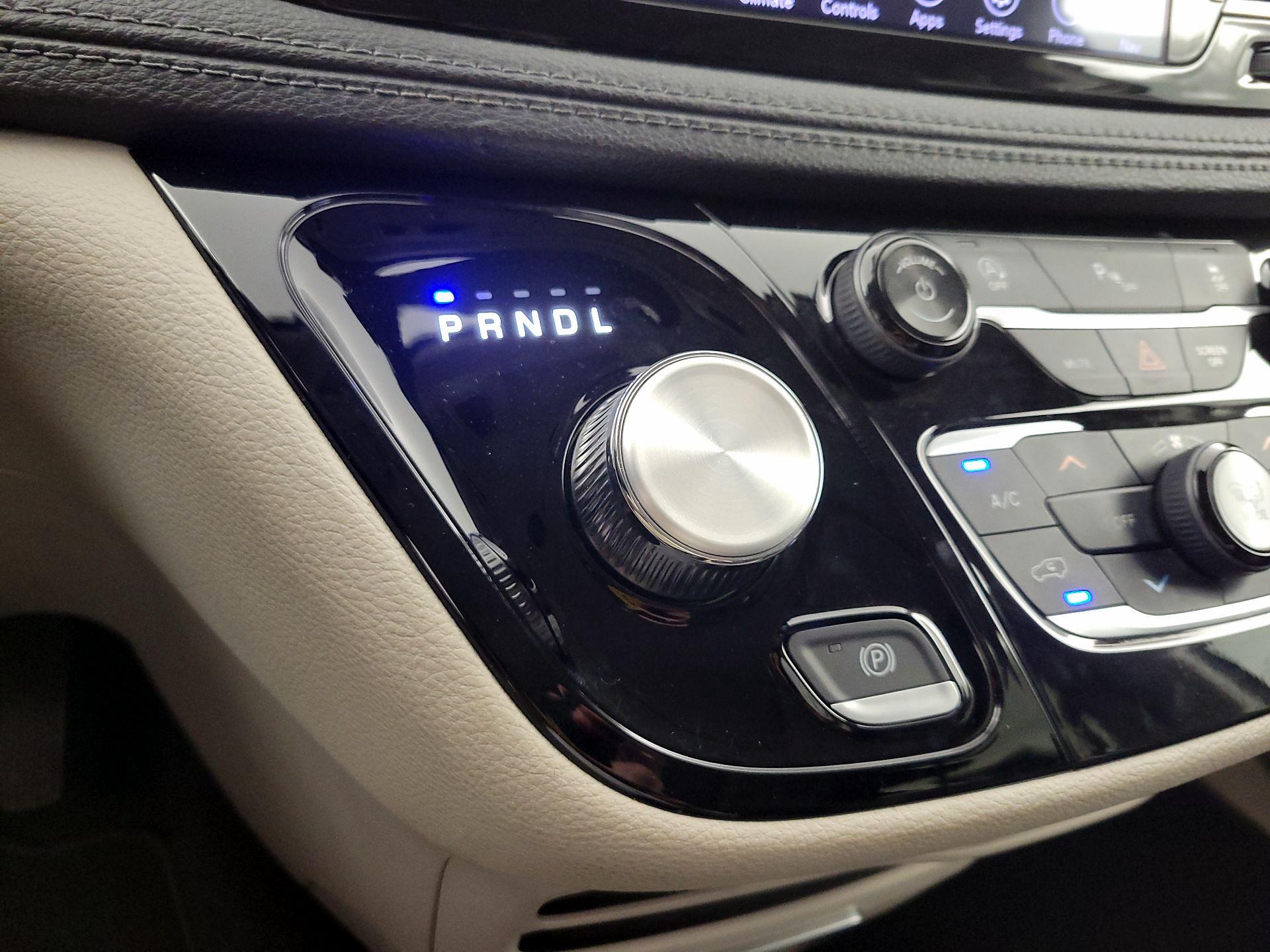 Thumbnail: 2019 Chrysler Pacifica - 18