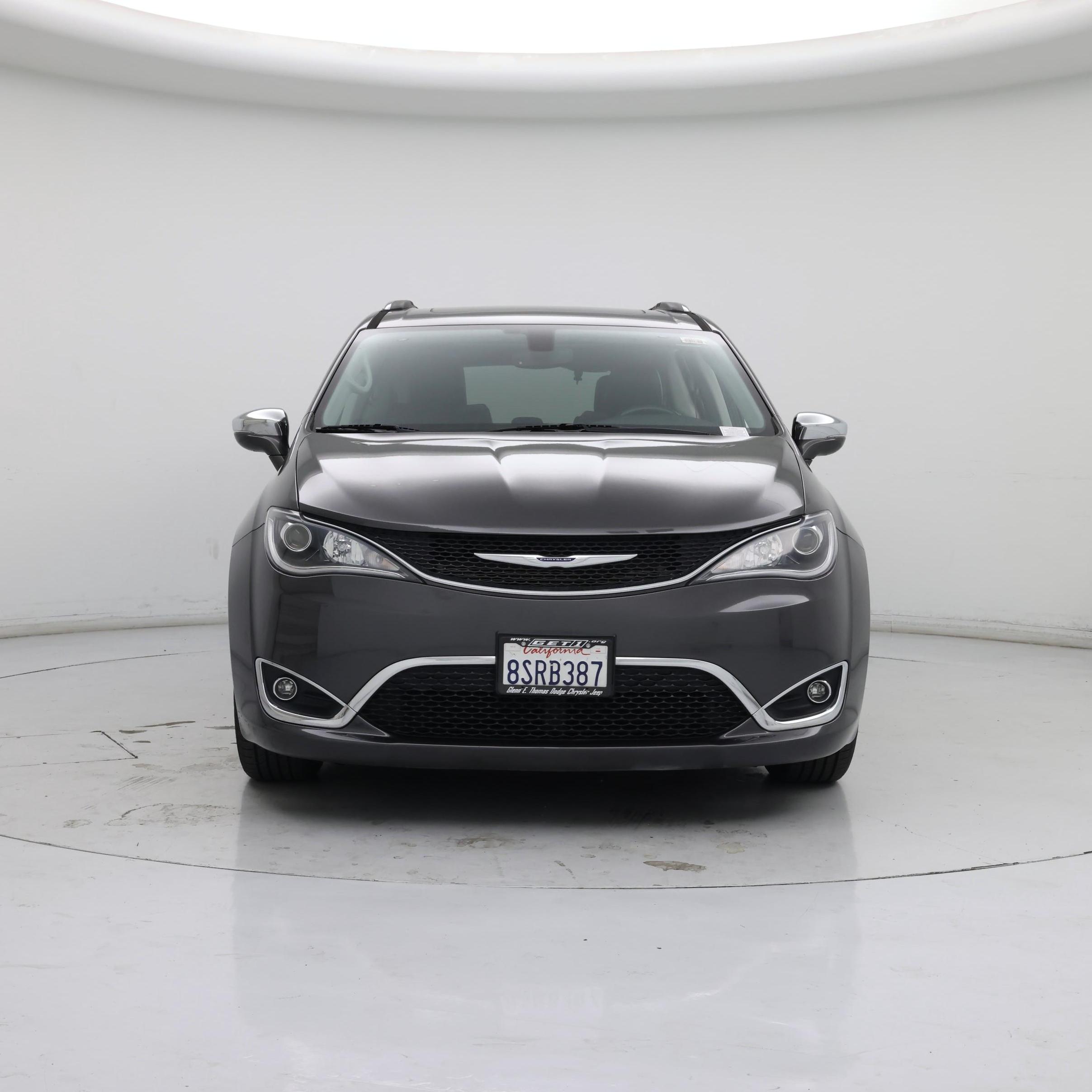Thumbnail: 2019 Chrysler Pacifica - 5
