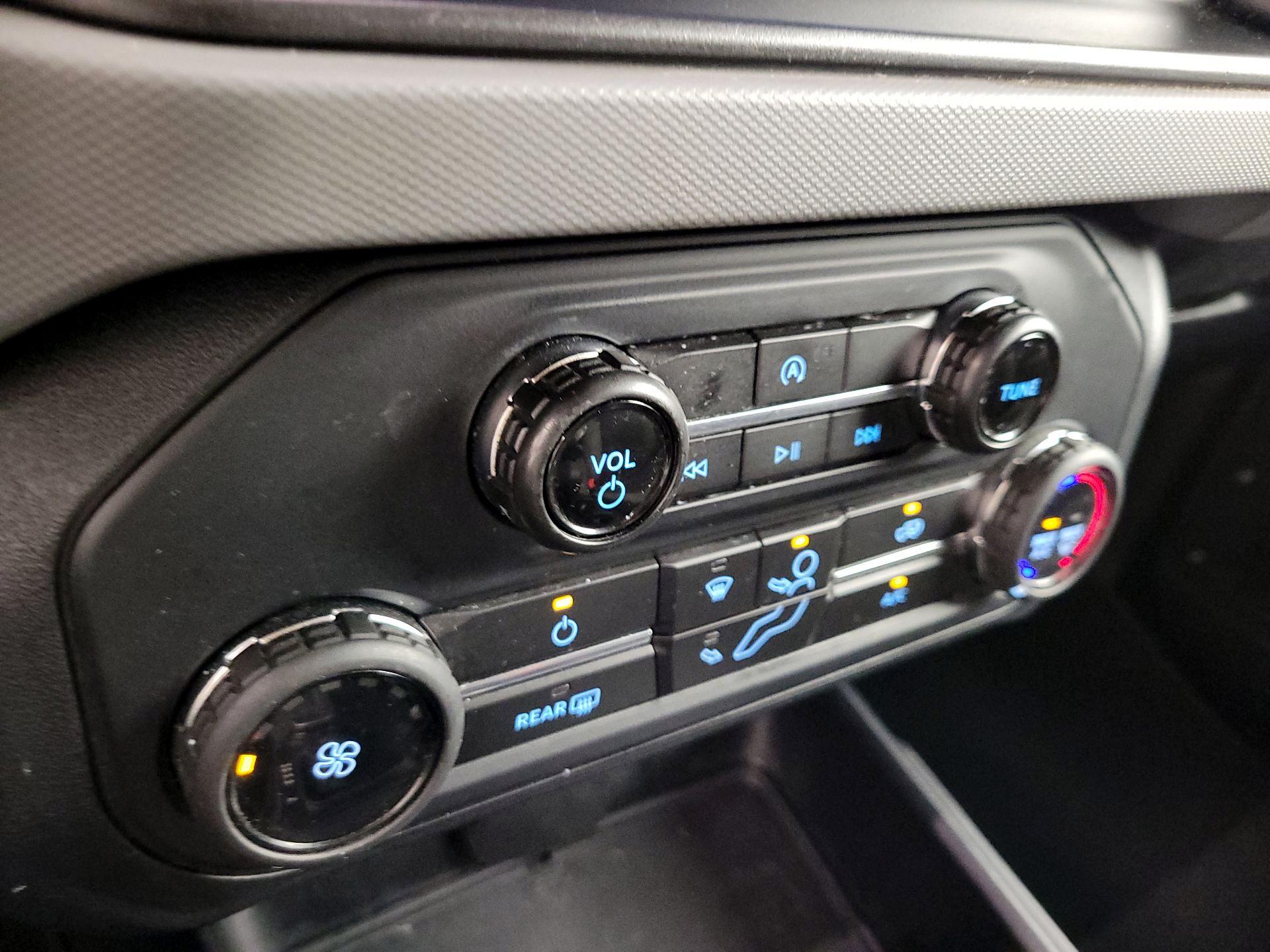 Thumbnail: 2022 Ford Bronco - 16