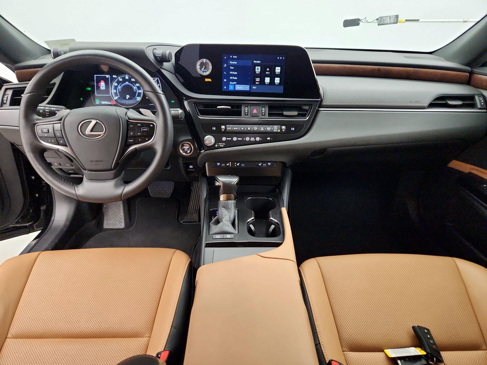 Thumbnail: 2024 Lexus ES - 9