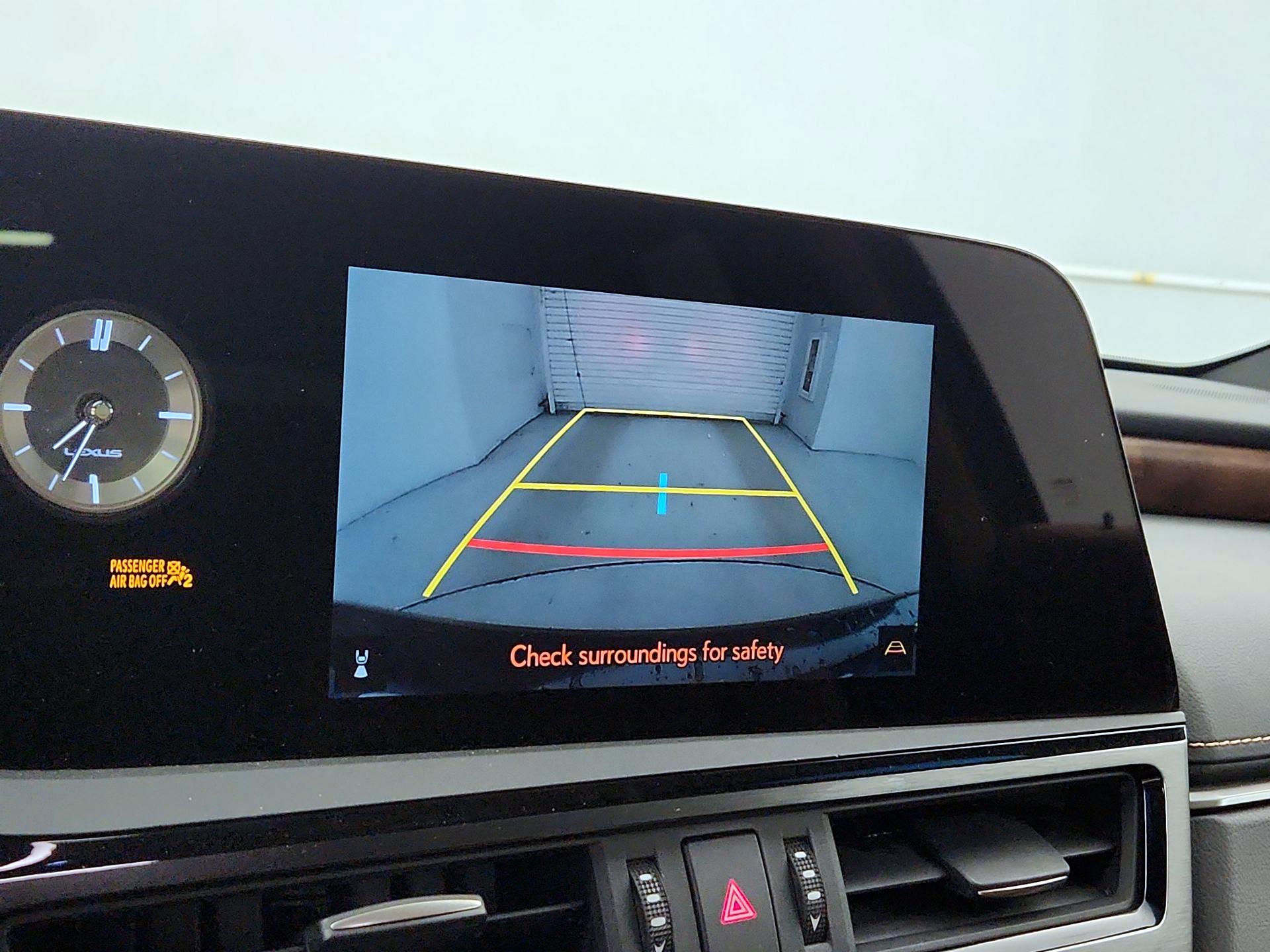 Thumbnail: 2024 Lexus ES - 14