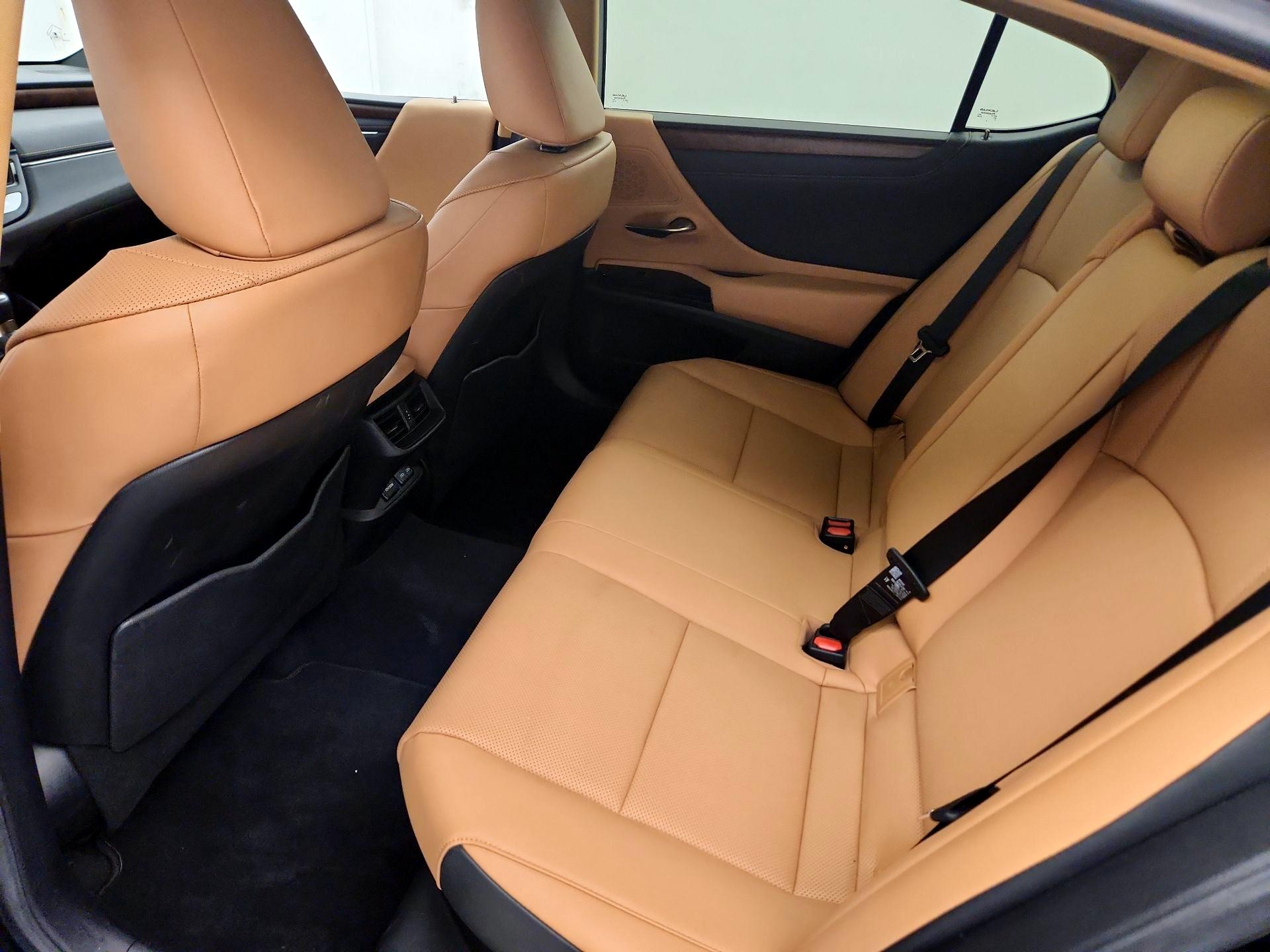 Thumbnail: 2024 Lexus ES - 19