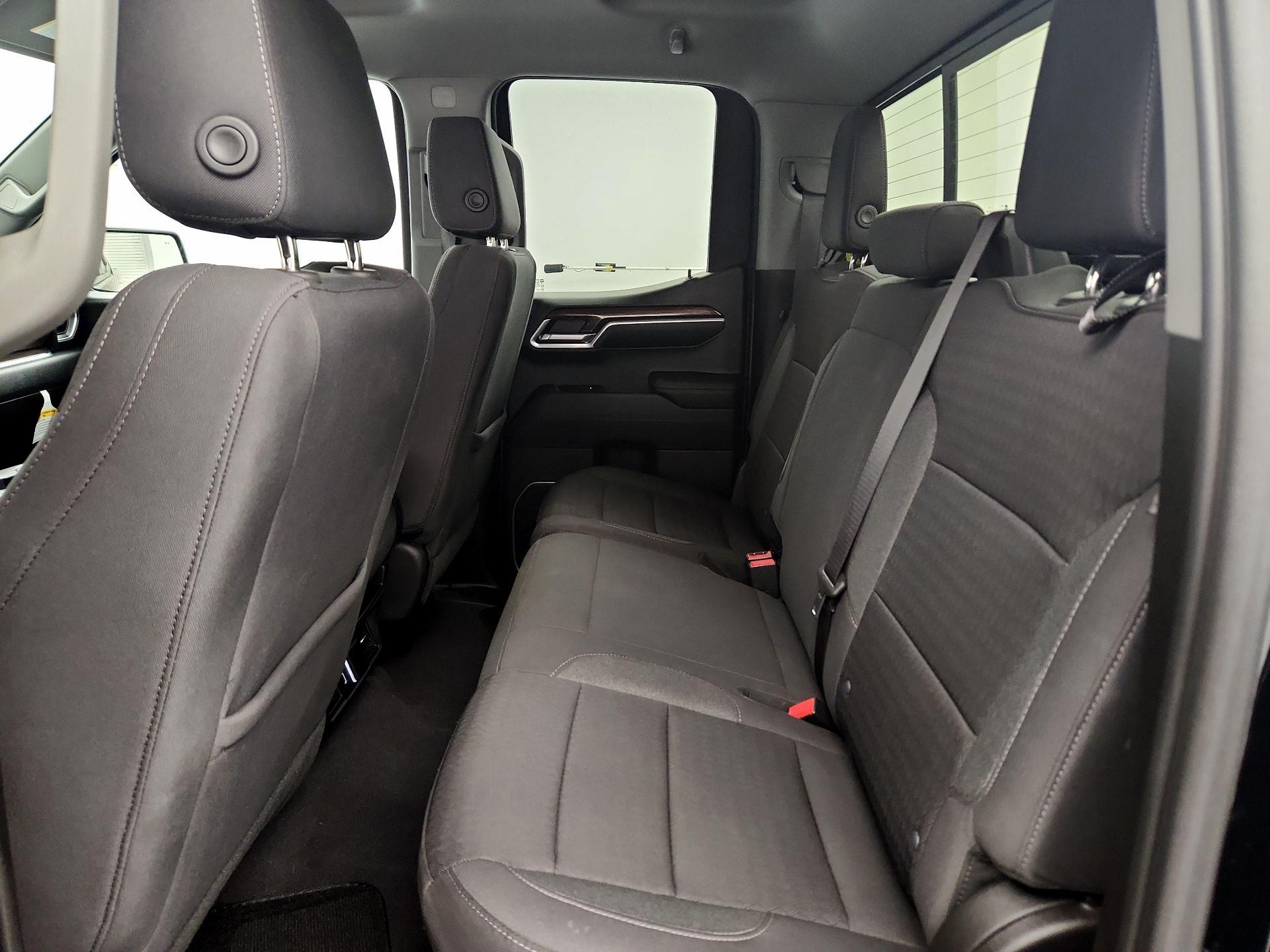 Thumbnail: 2023 Chevrolet Silverado 1500 - 19