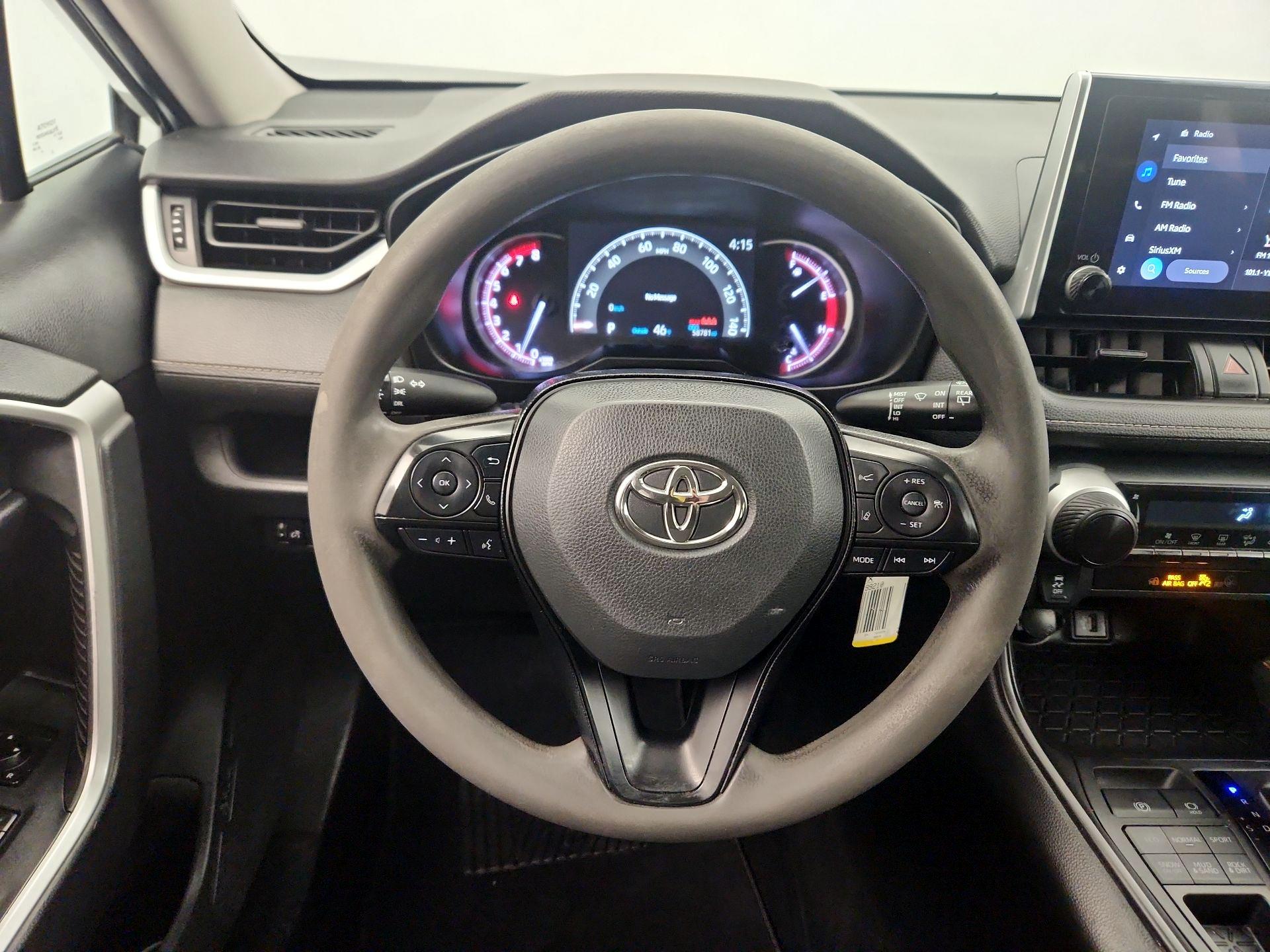 Thumbnail: 2024 Toyota RAV4 - 10