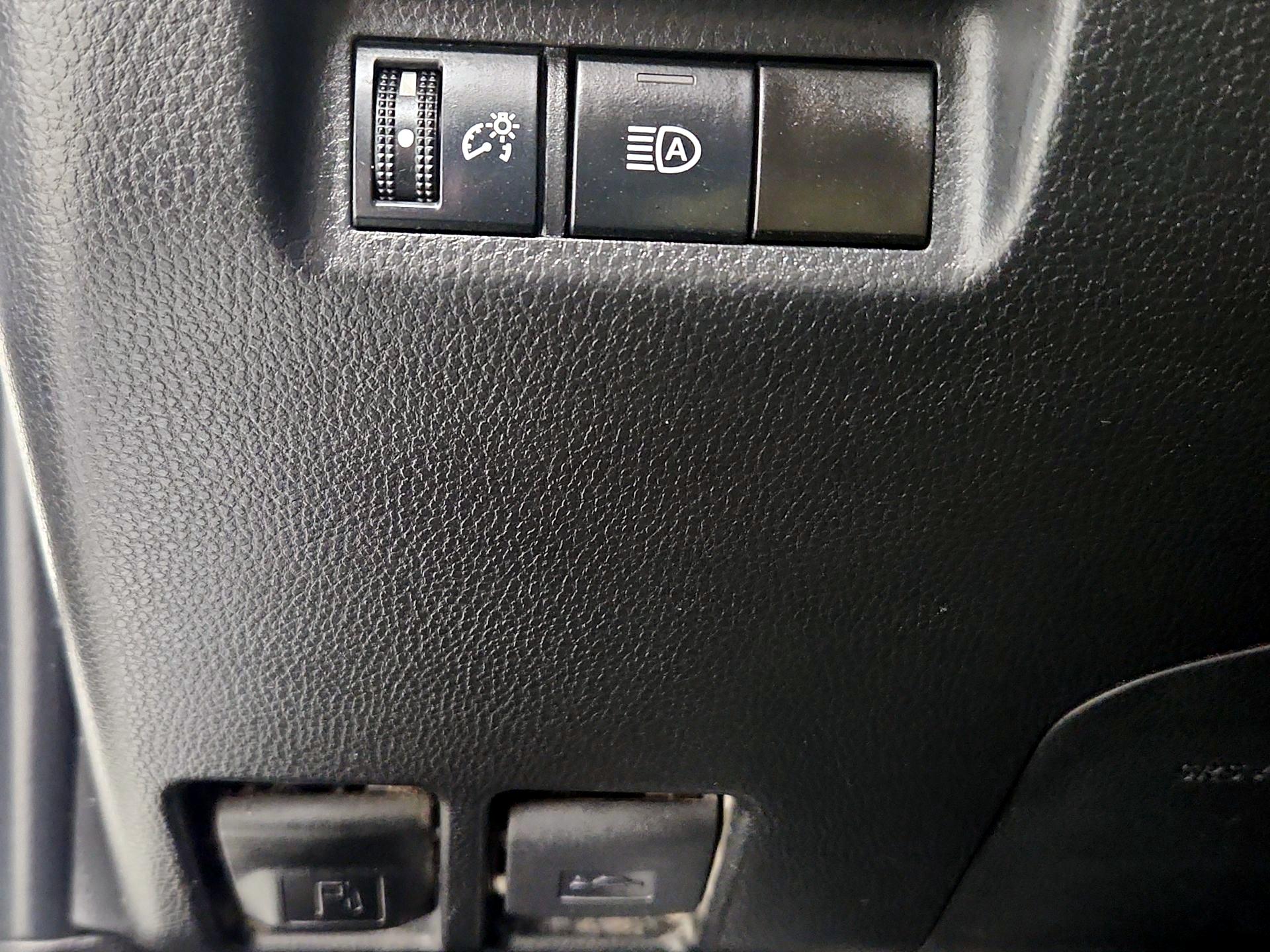 Thumbnail: 2024 Toyota RAV4 - 13