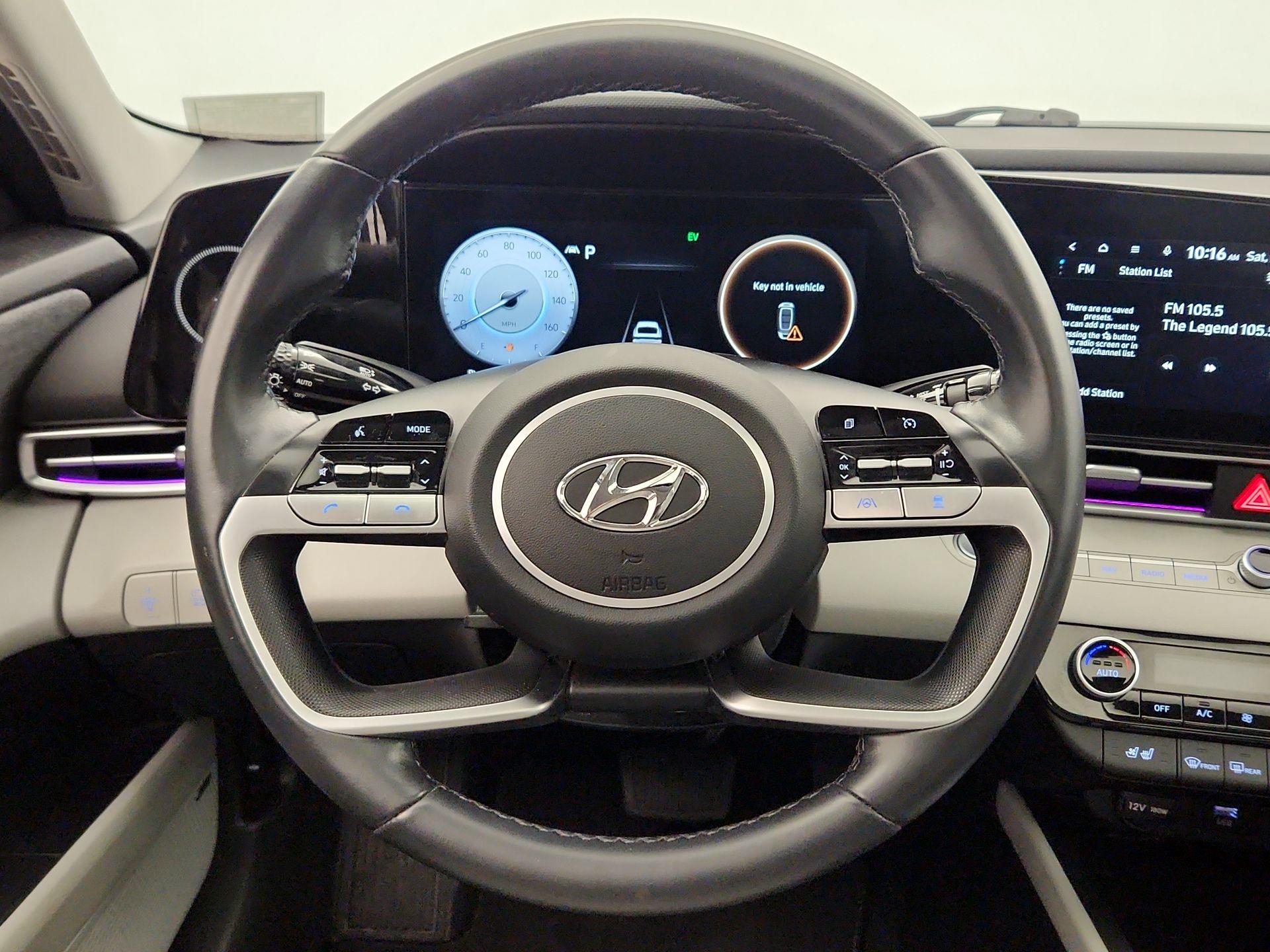 Thumbnail: 2023 Hyundai Elantra - 10